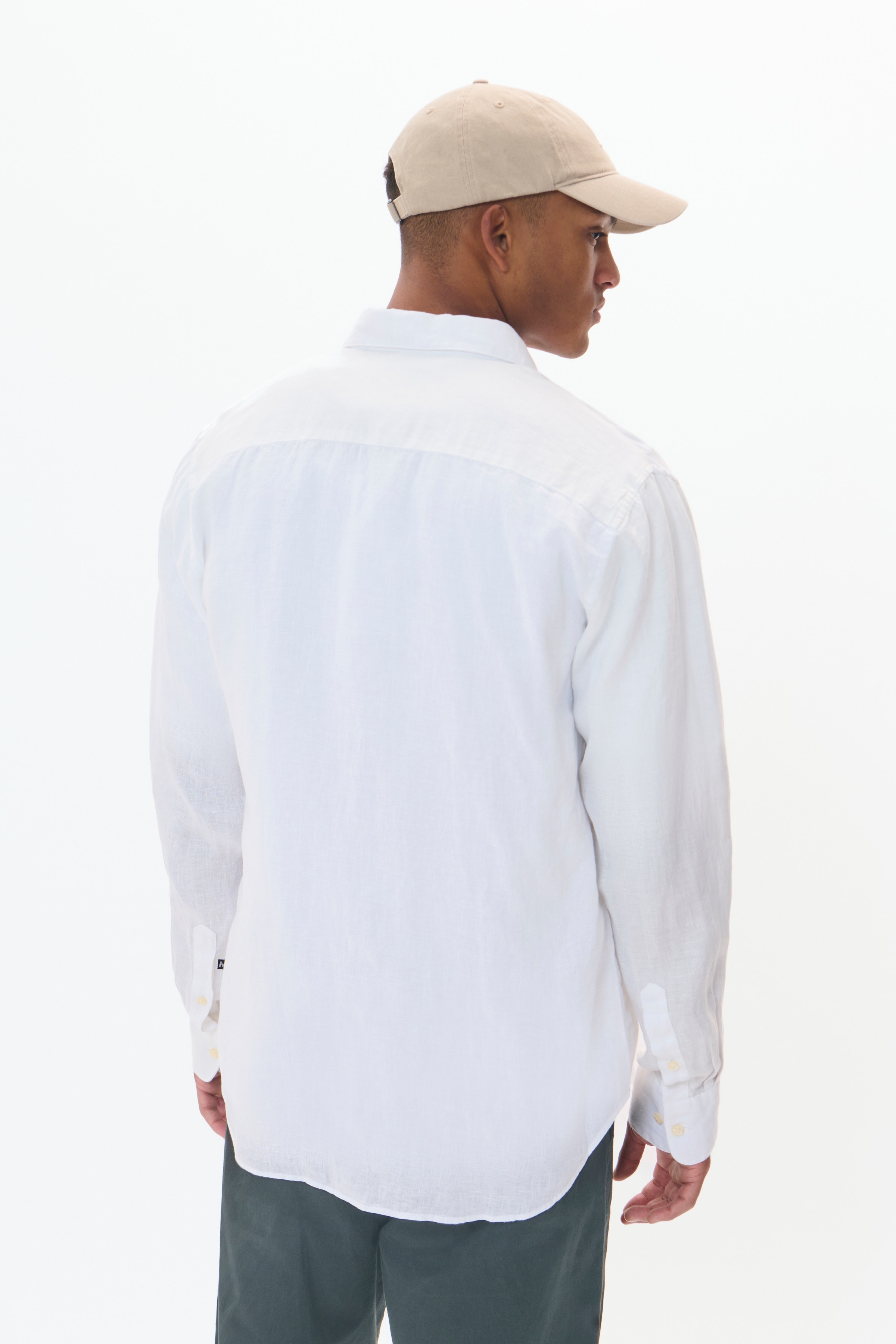 MAmarc linen shirt LOOKBOOK BACK 30205841-114001