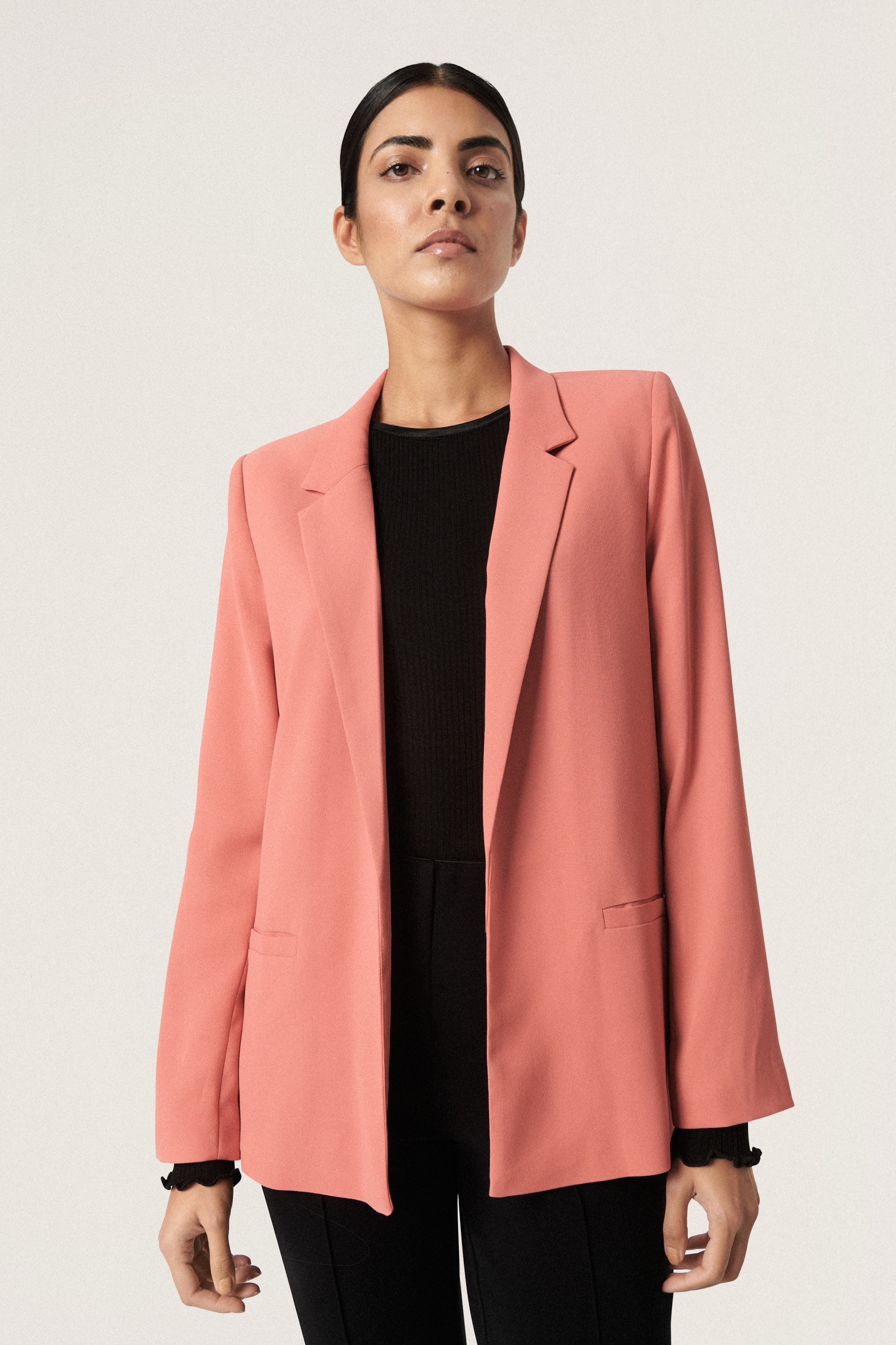 SLShirley Blazer LOOKBOOK FRONT 30405412-181629