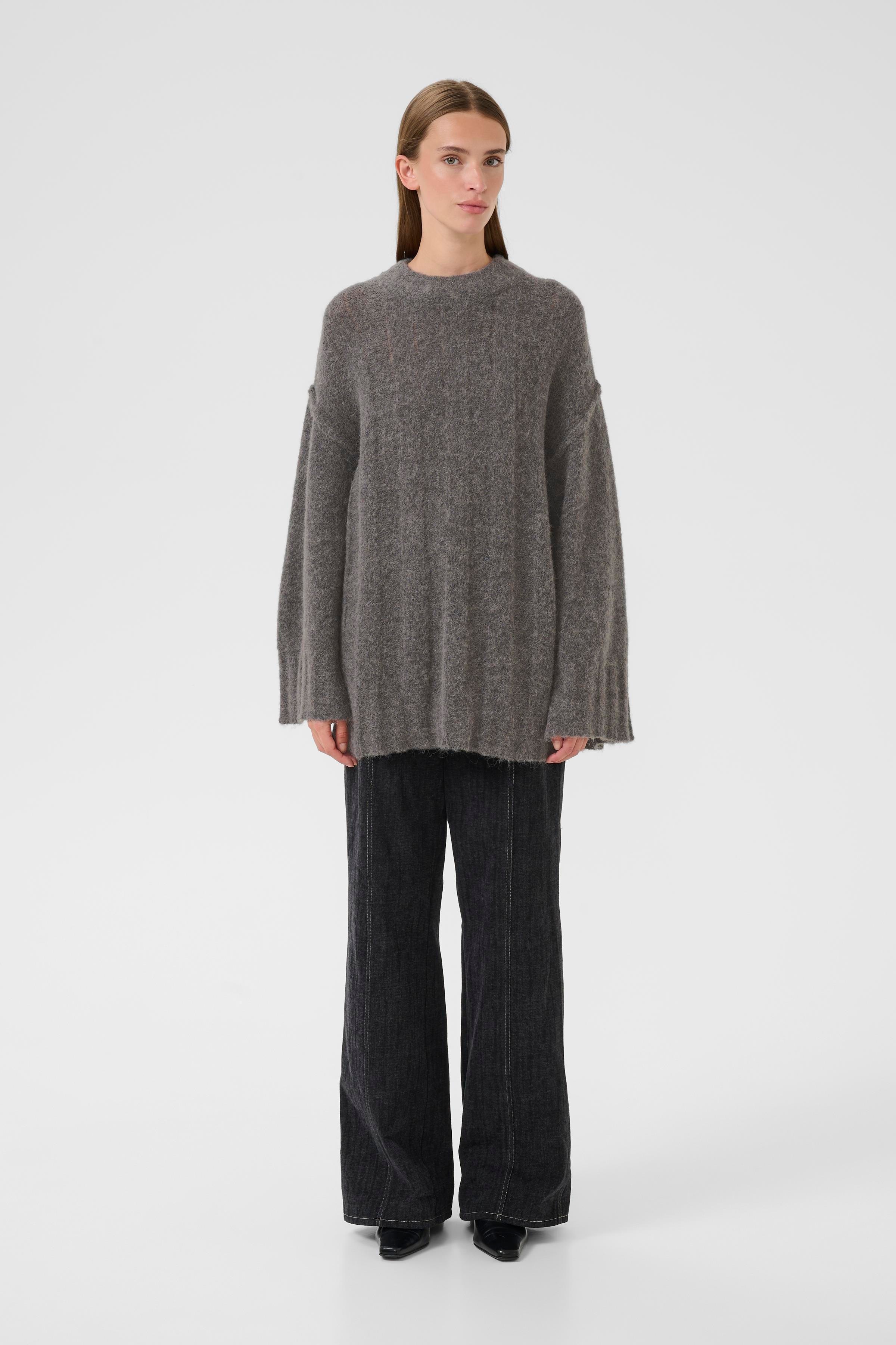 KBBlake Pullover LOOKBOOK FRONT 10105593-103422