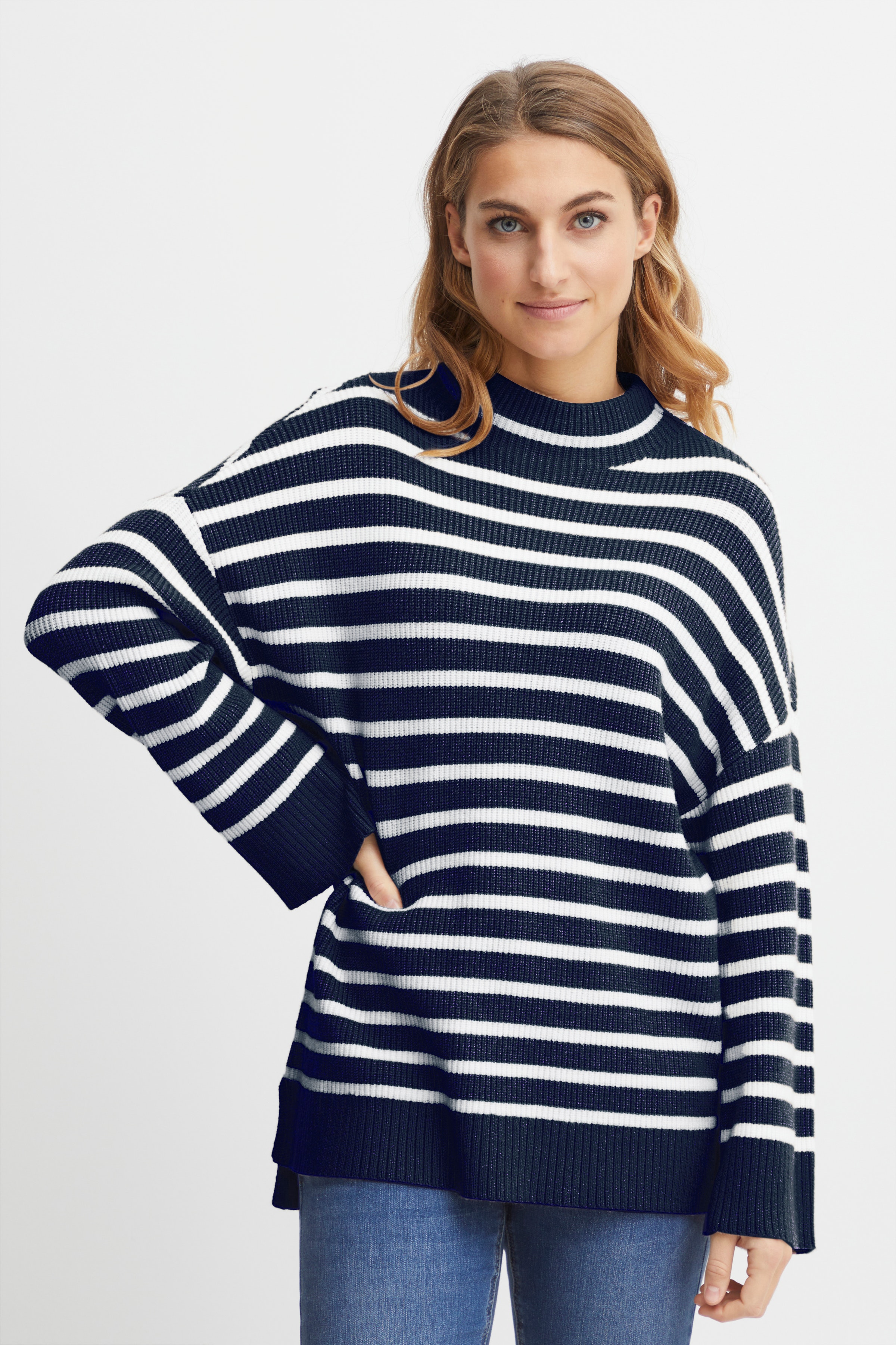 FRALLY Pullover LOOKBOOK FRONT 20611734-200119