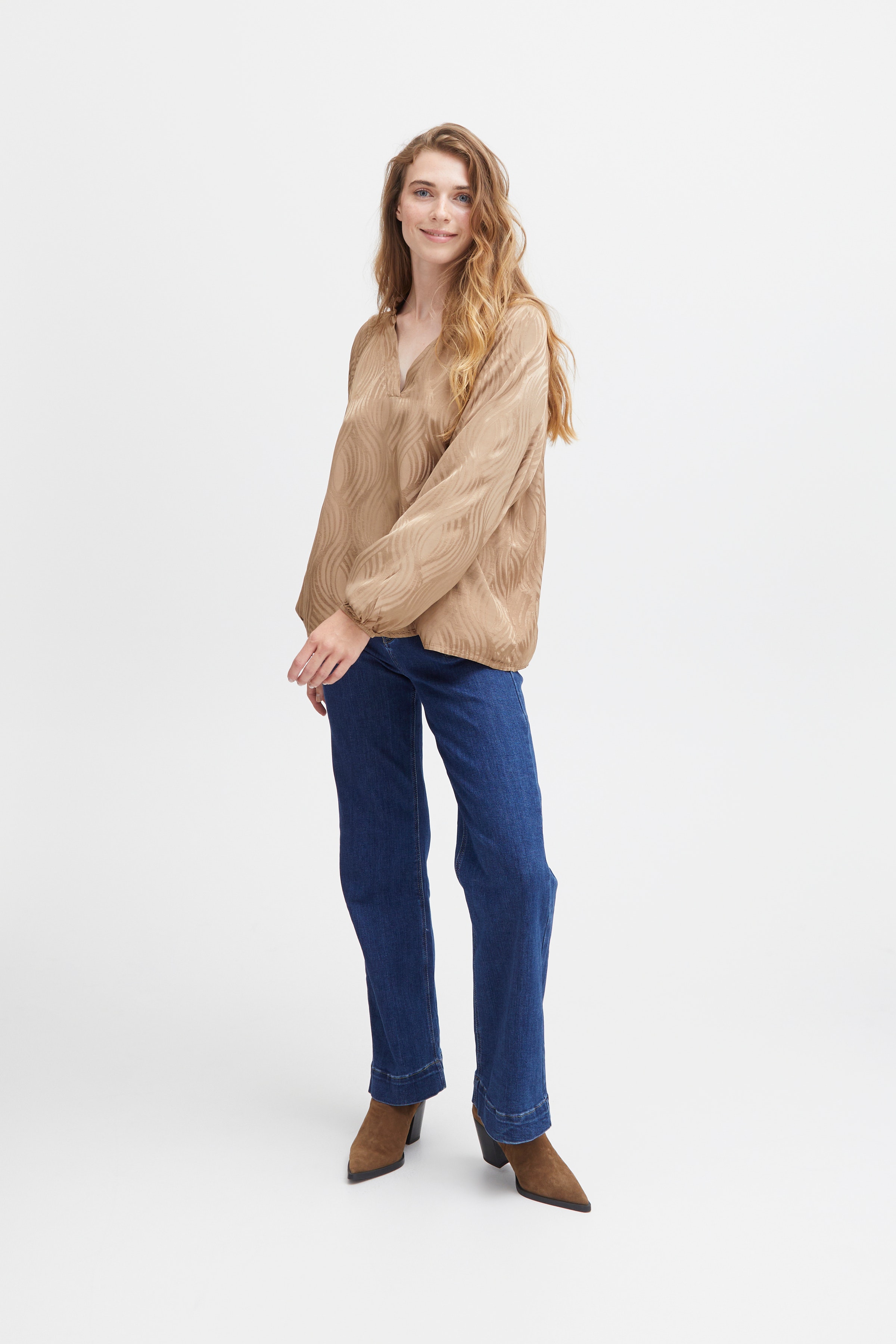 SBROSSO Blouse LOOKBOOK FRONT 22100383-171038