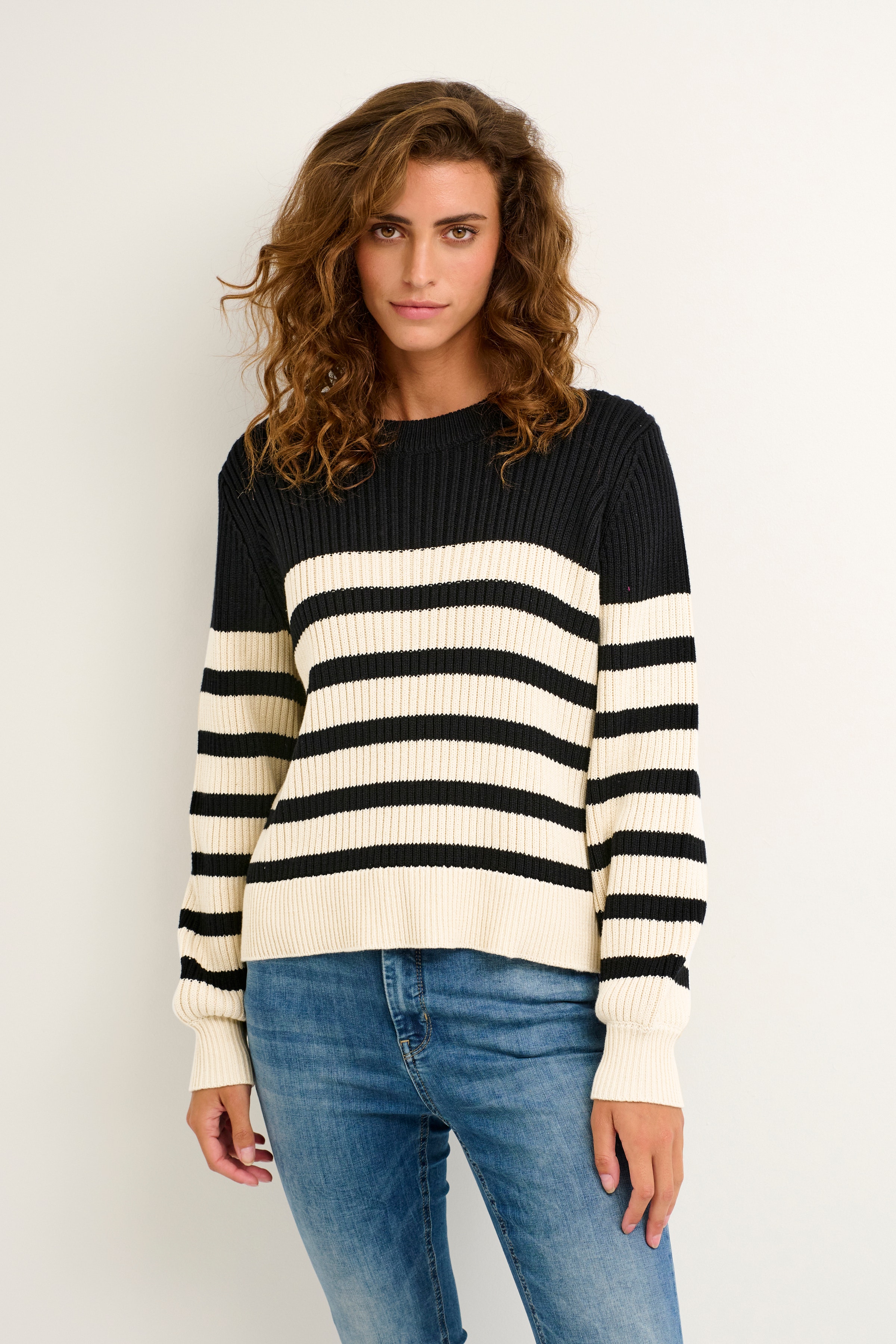 CUewy Pullover LOOKBOOK FRONT 50108905-500012