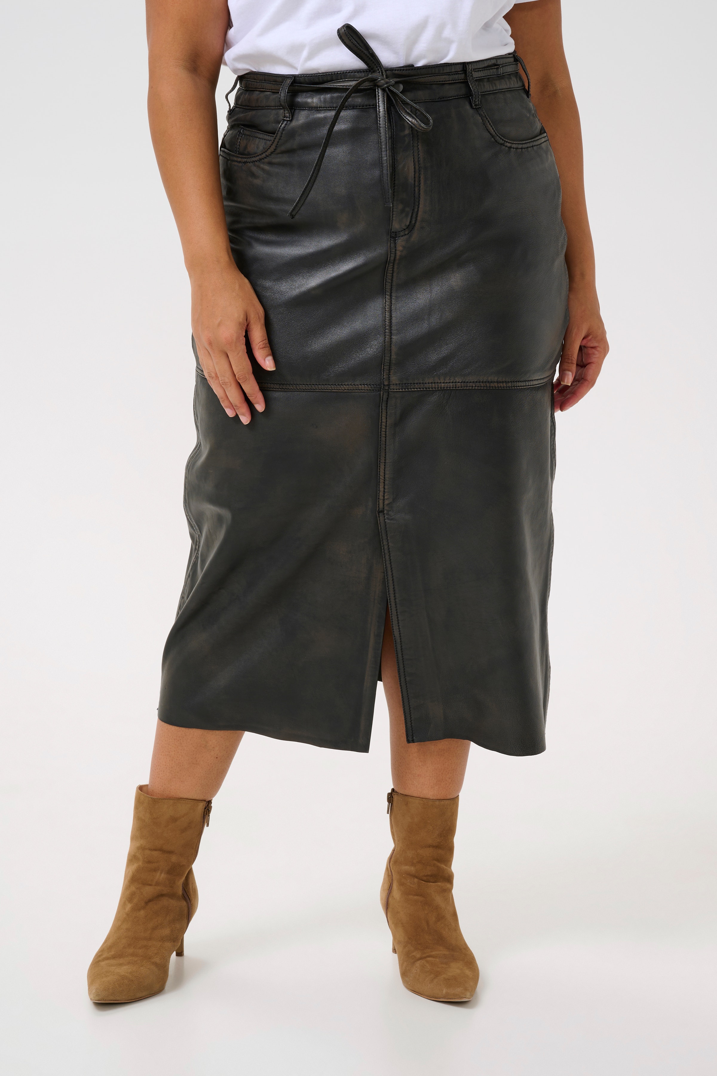 KCjanet Rock LOOKBOOK FRONT 10582903-106102