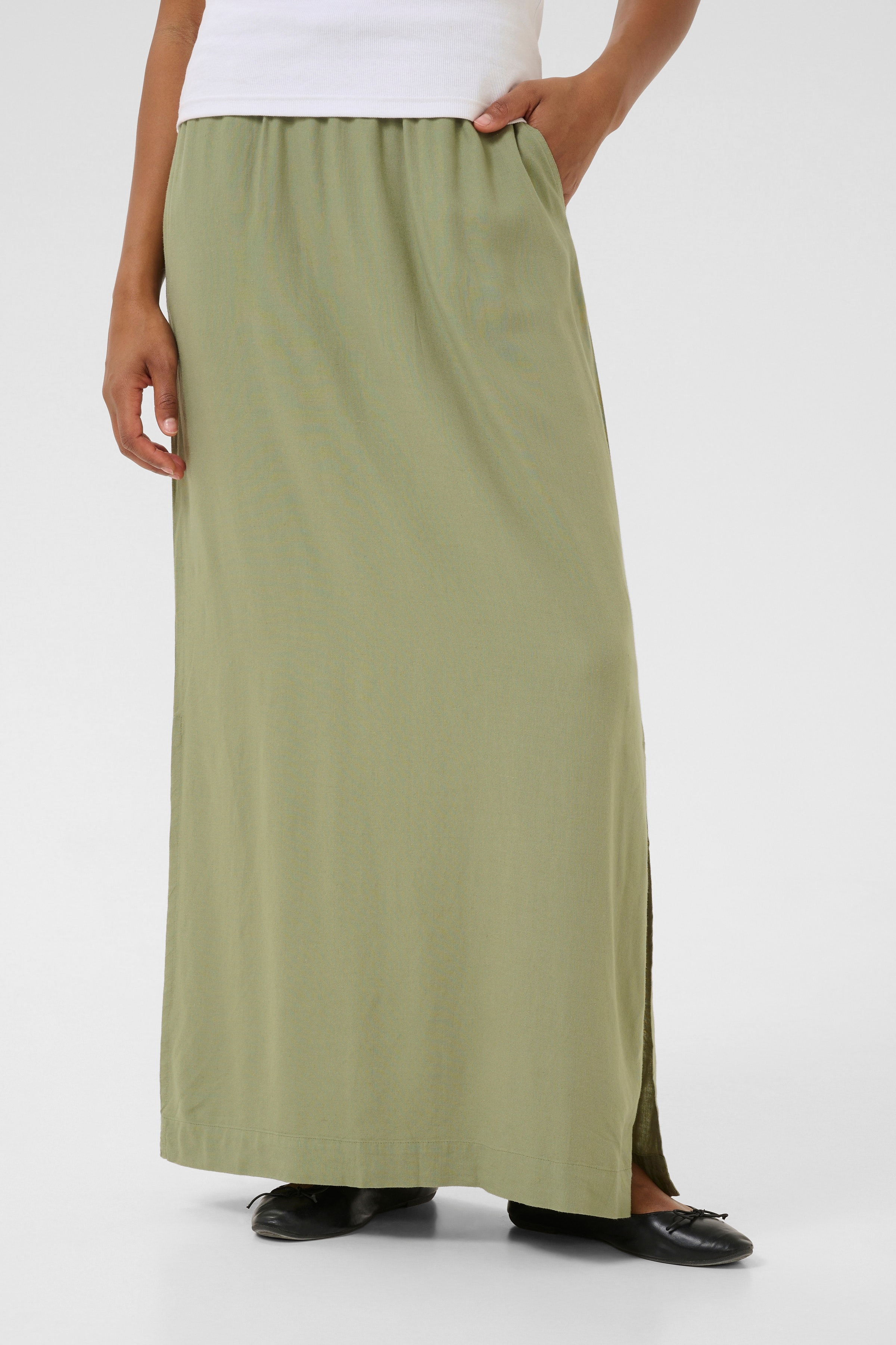 KAmilia Lin Skjørt LOOKBOOK FRONT 10509664-170115