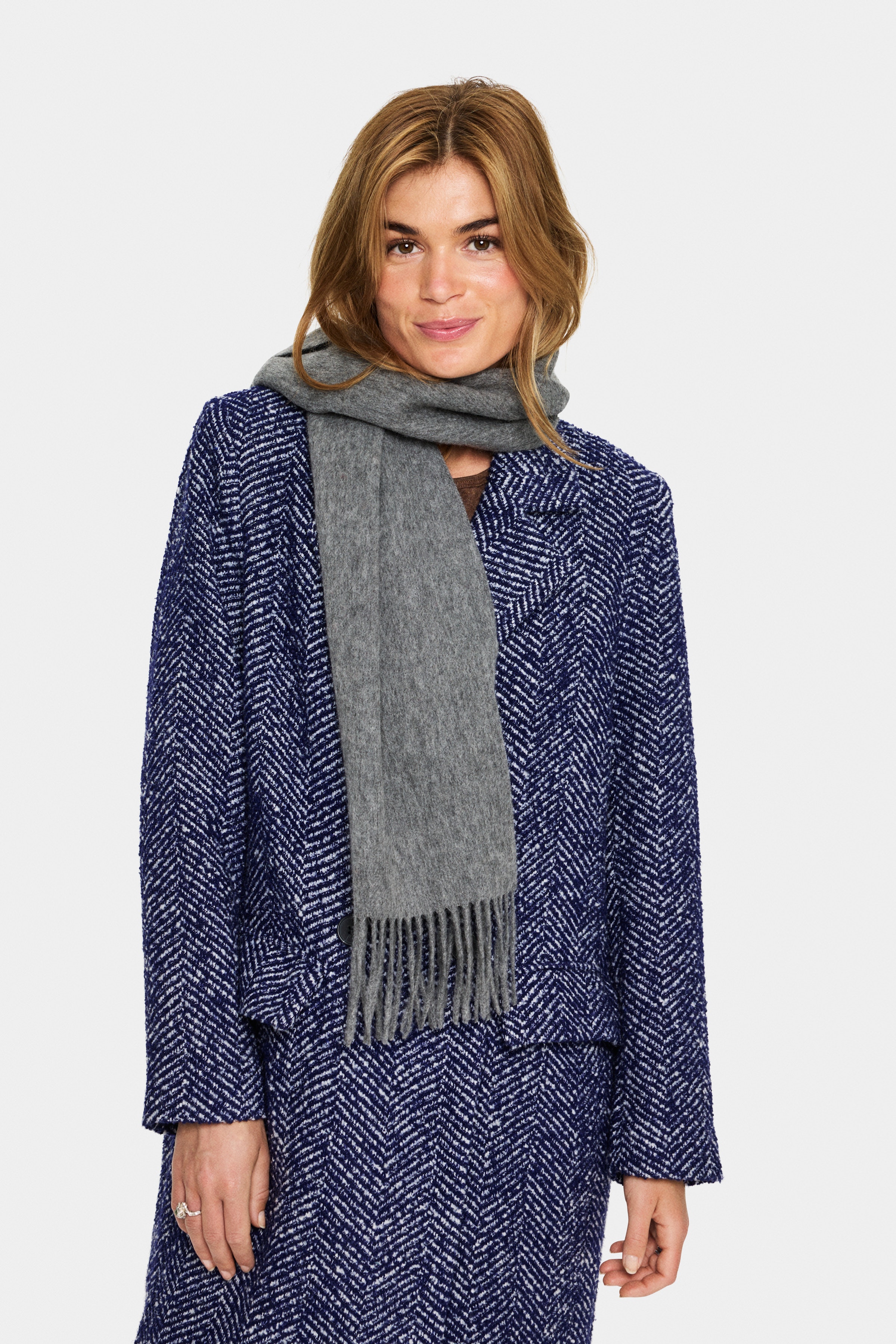 LaibaSZ Sjaal LOOKBOOK FRONT 30514321-1739141