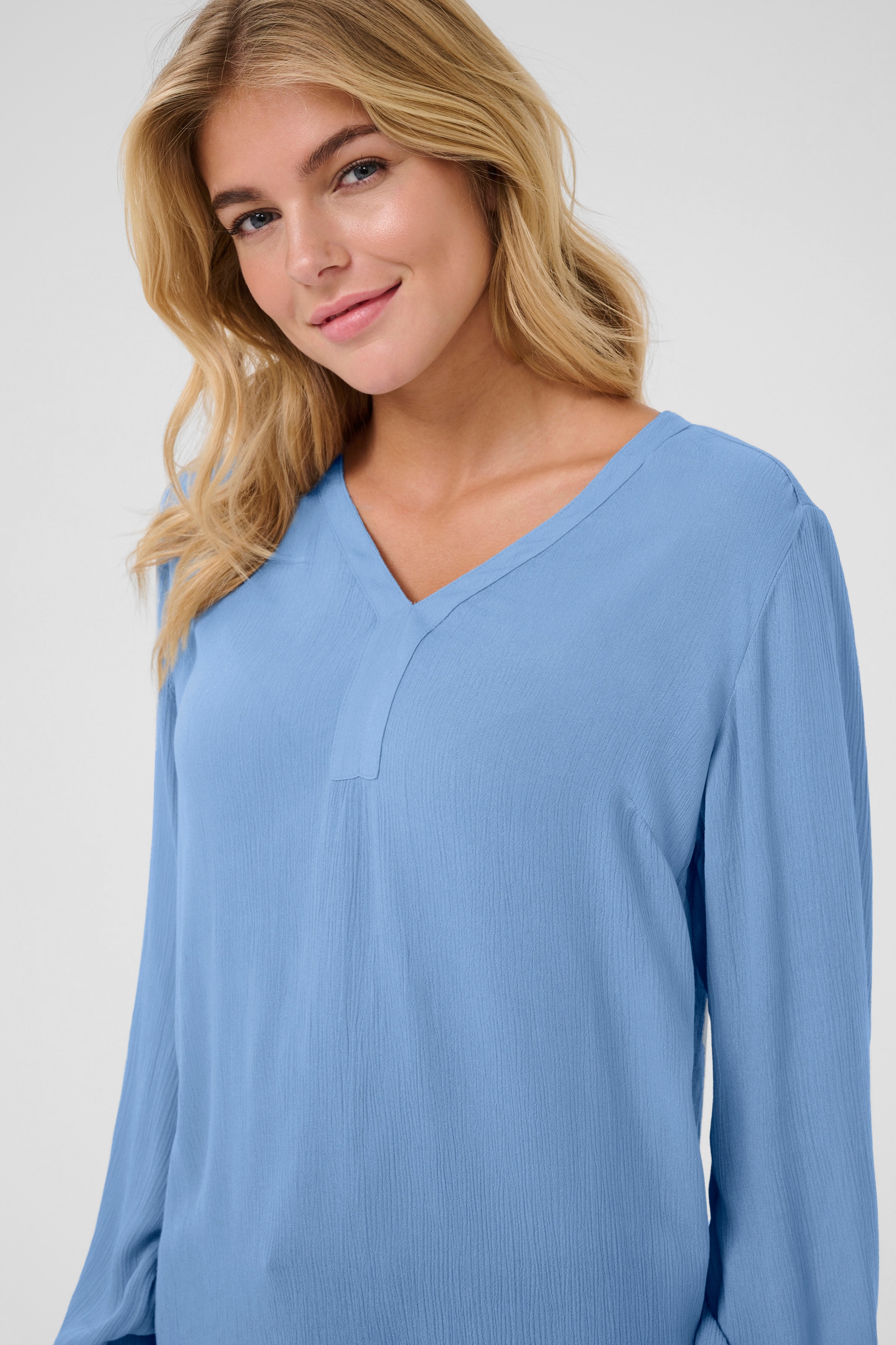 KAamber Bluse LOOKBOOK DETAIL 501032-183936