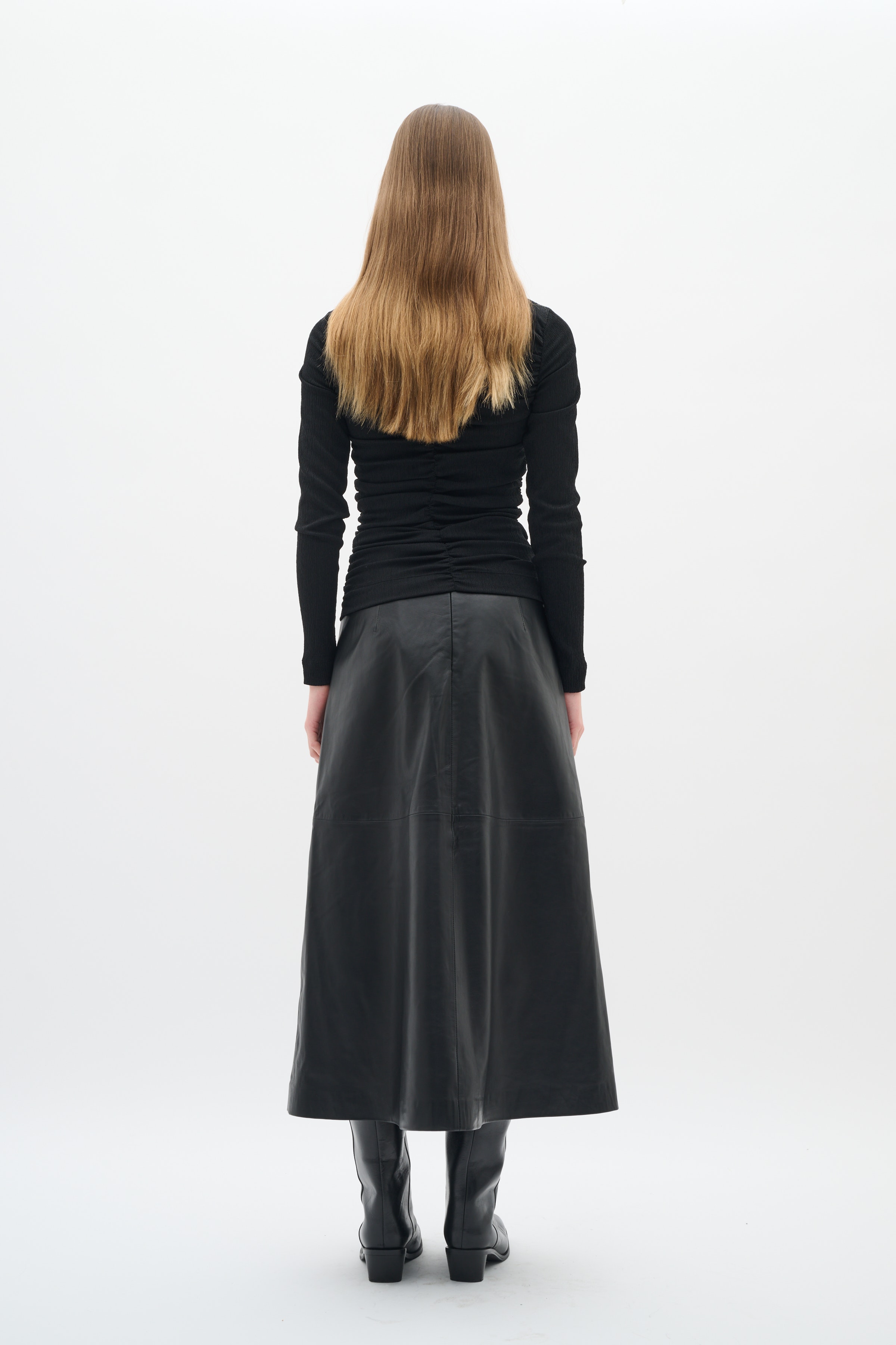 BrodiaIW Kjol LOOKBOOK BACK 30110999-194008