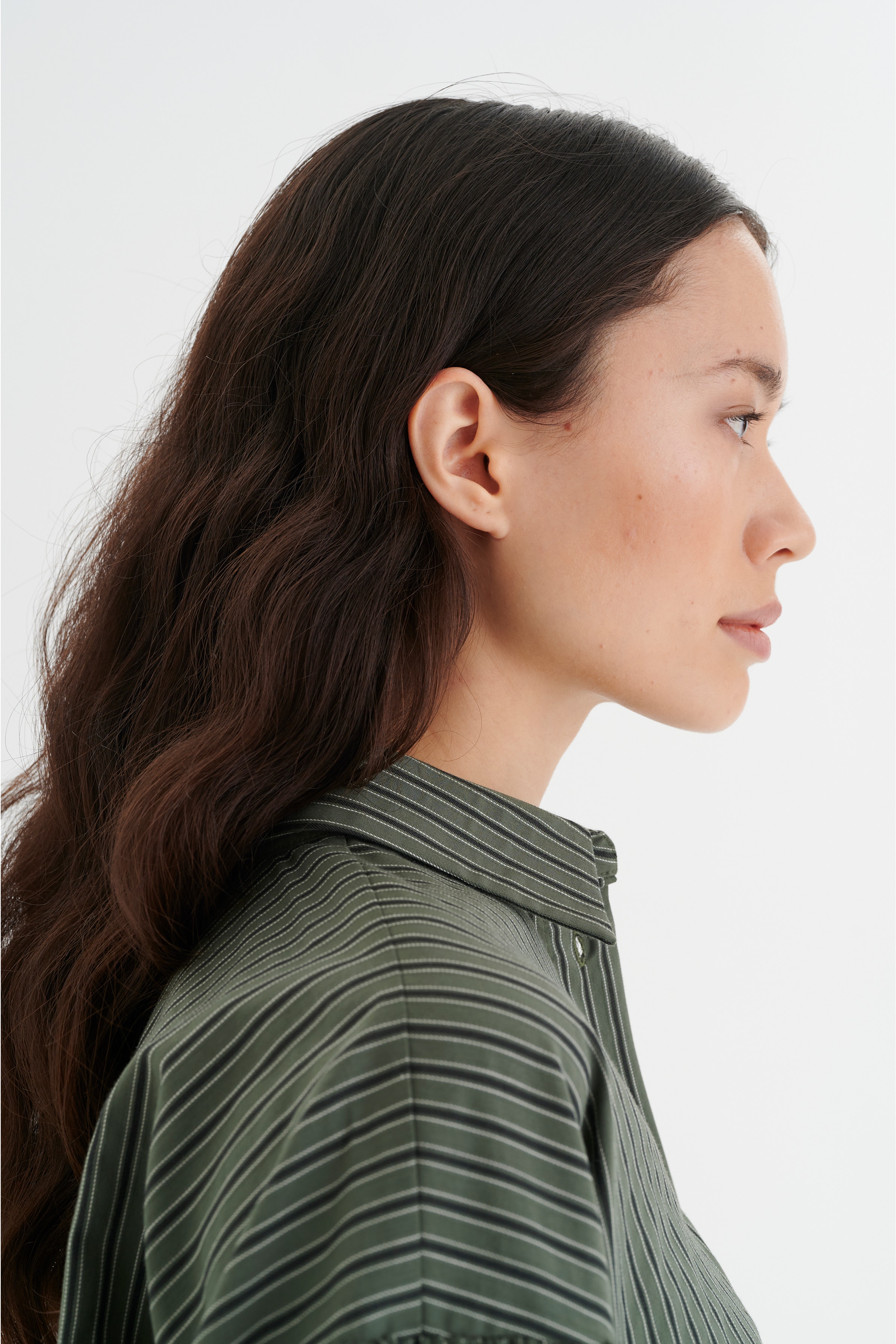 YokoIW Shirt  LOOKBOOK DETAIL 30106414-300820