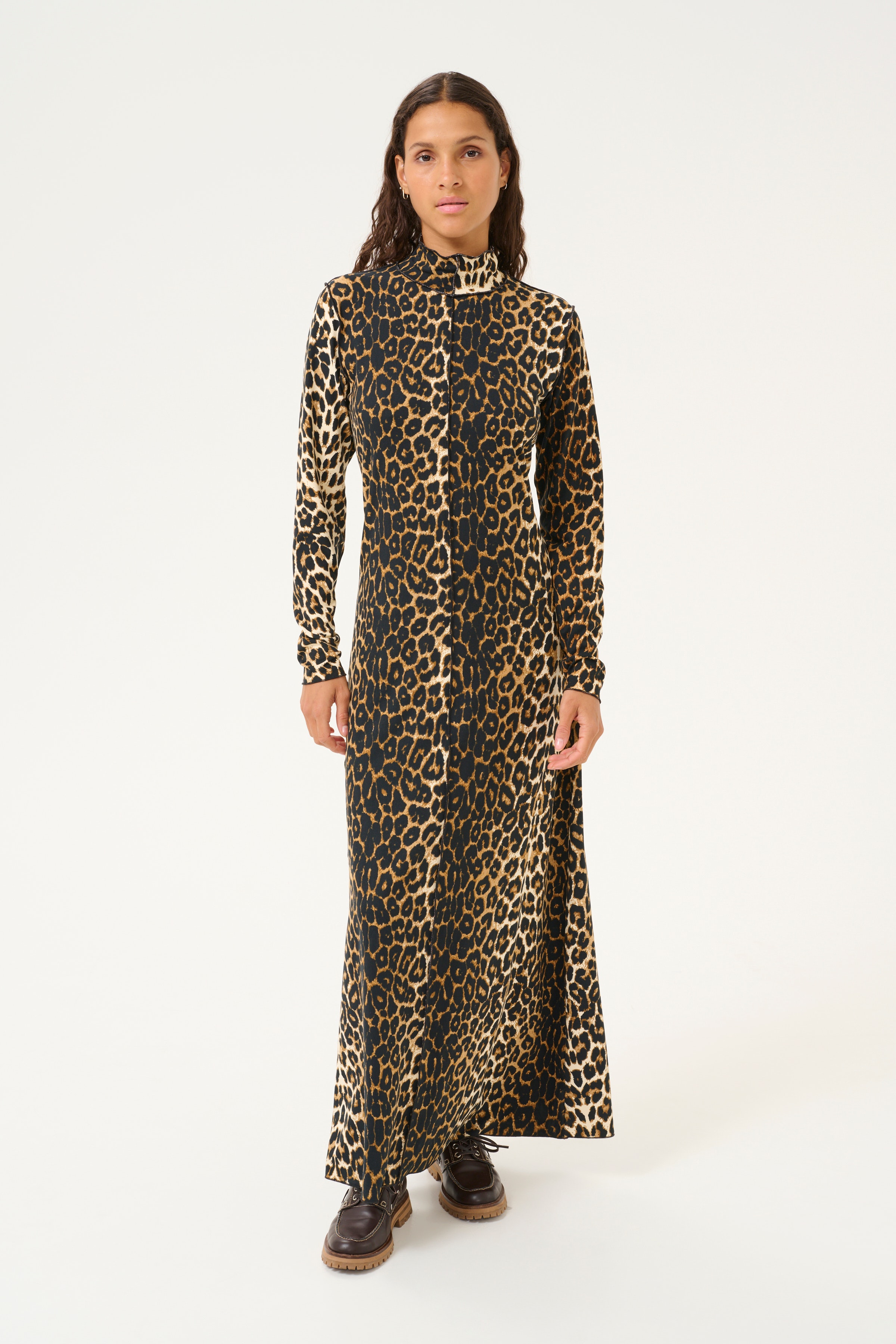 KBPavie Leopard Kleid LOOKBOOK FRONT 10105473-181048