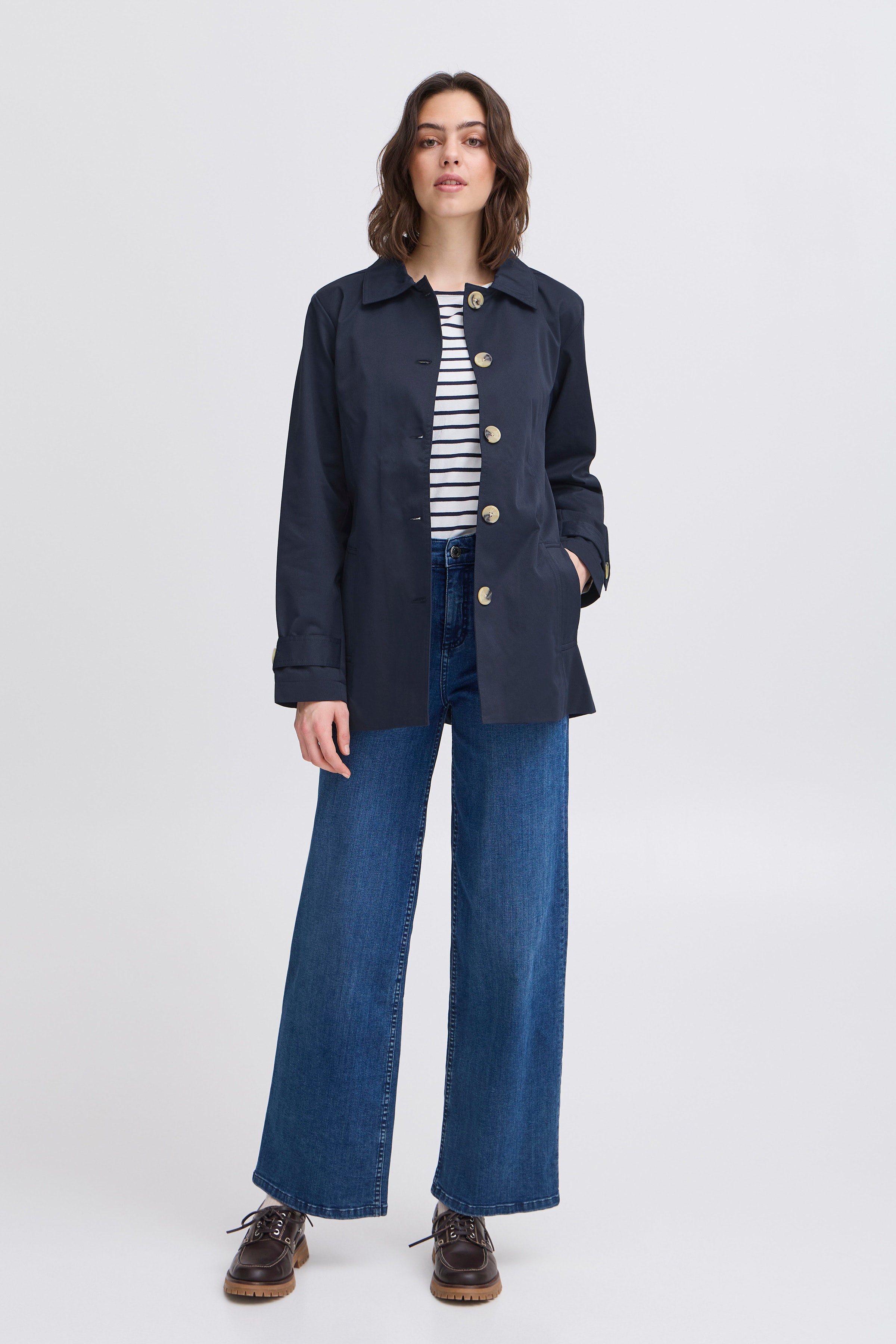 FRTRINA Jacke LOOKBOOK FRONT 20615657-193923