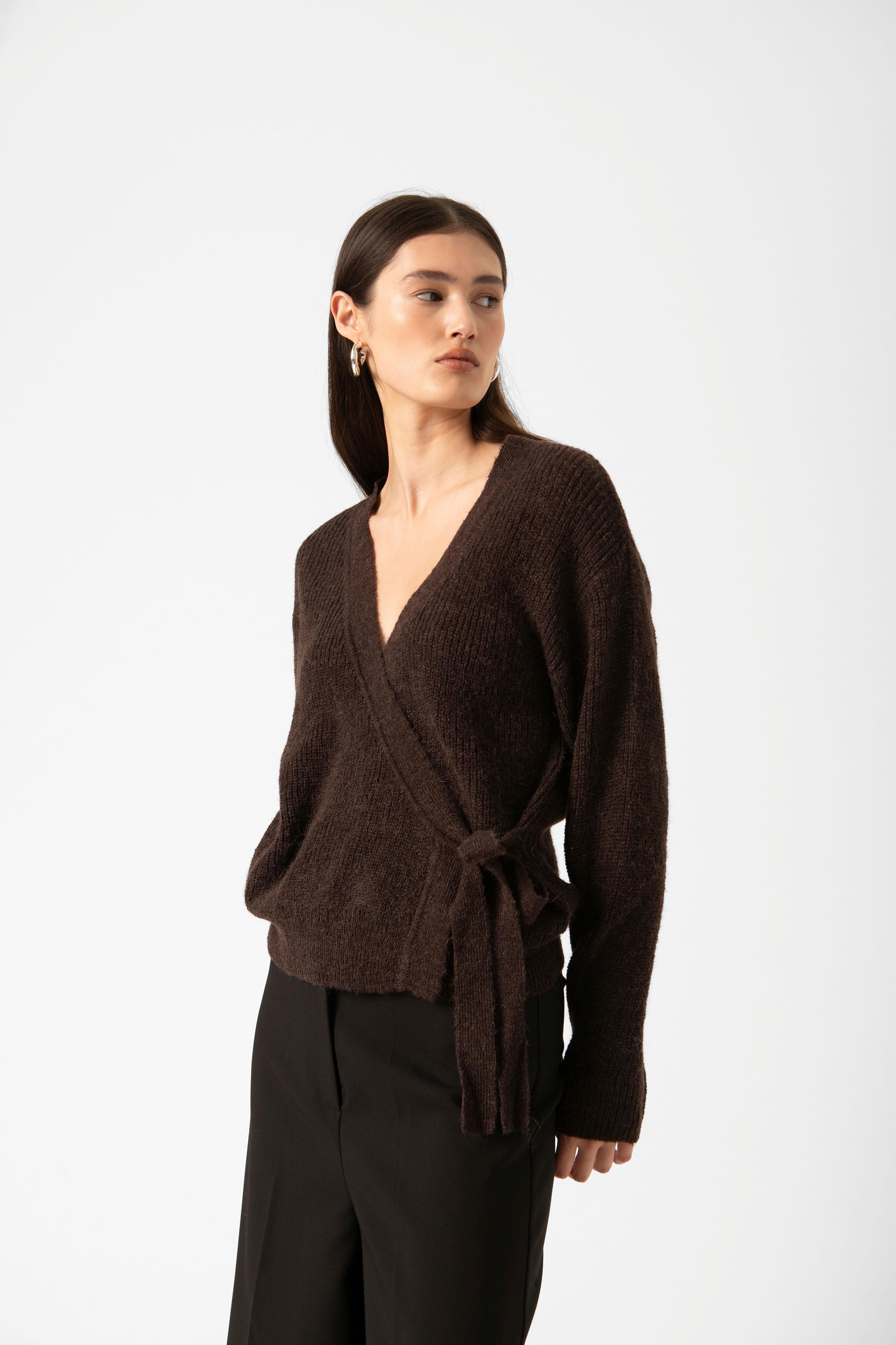 SLTuesday Cardigan LOOKBOOK FRONT 30408547-191109