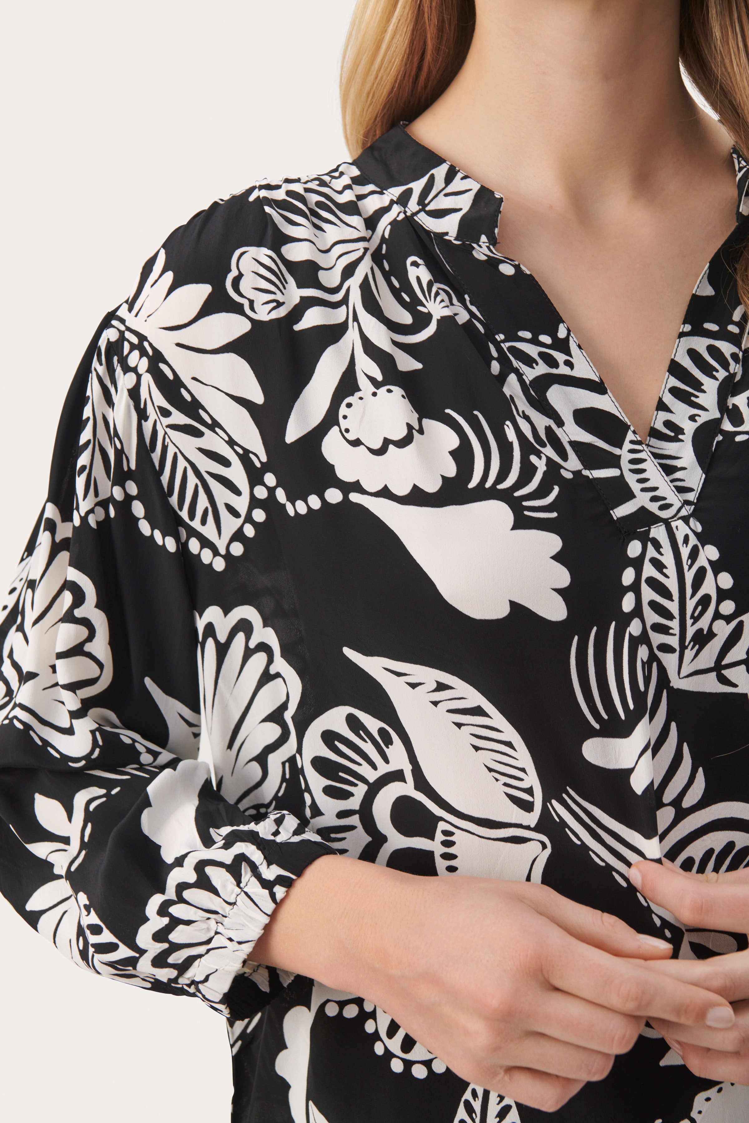 GineveraPW Blouse LOOKBOOK DETAIL 30308605-302939