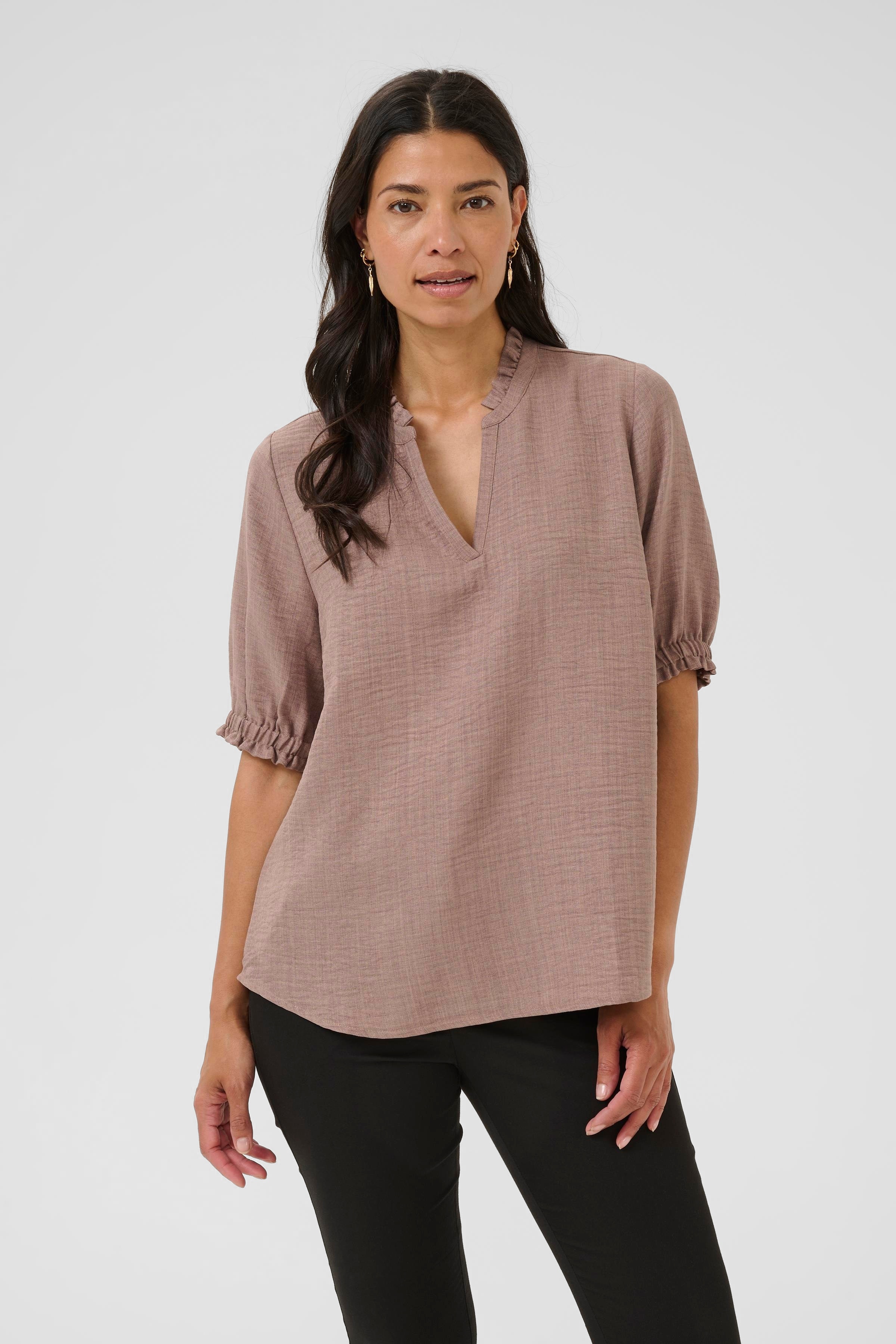 BPoda Blouse LOOKBOOK FRONT 40200027-1713191
