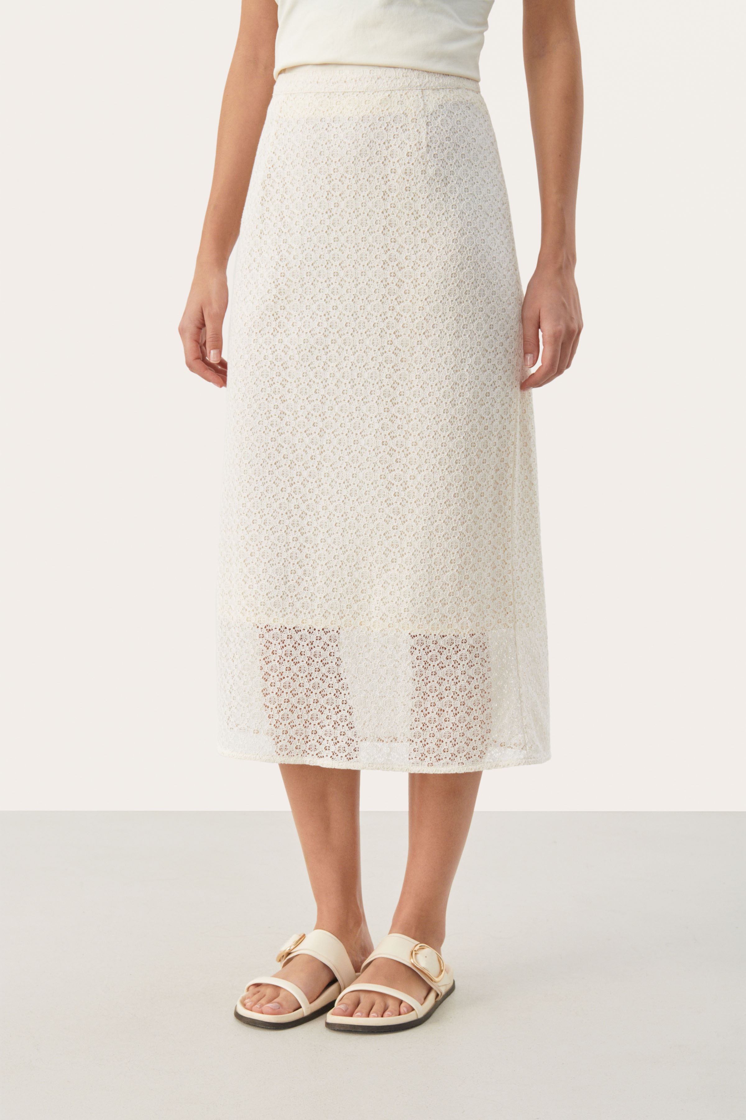 EmeriePW Spetskjol LOOKBOOK FRONT 30308418-114801