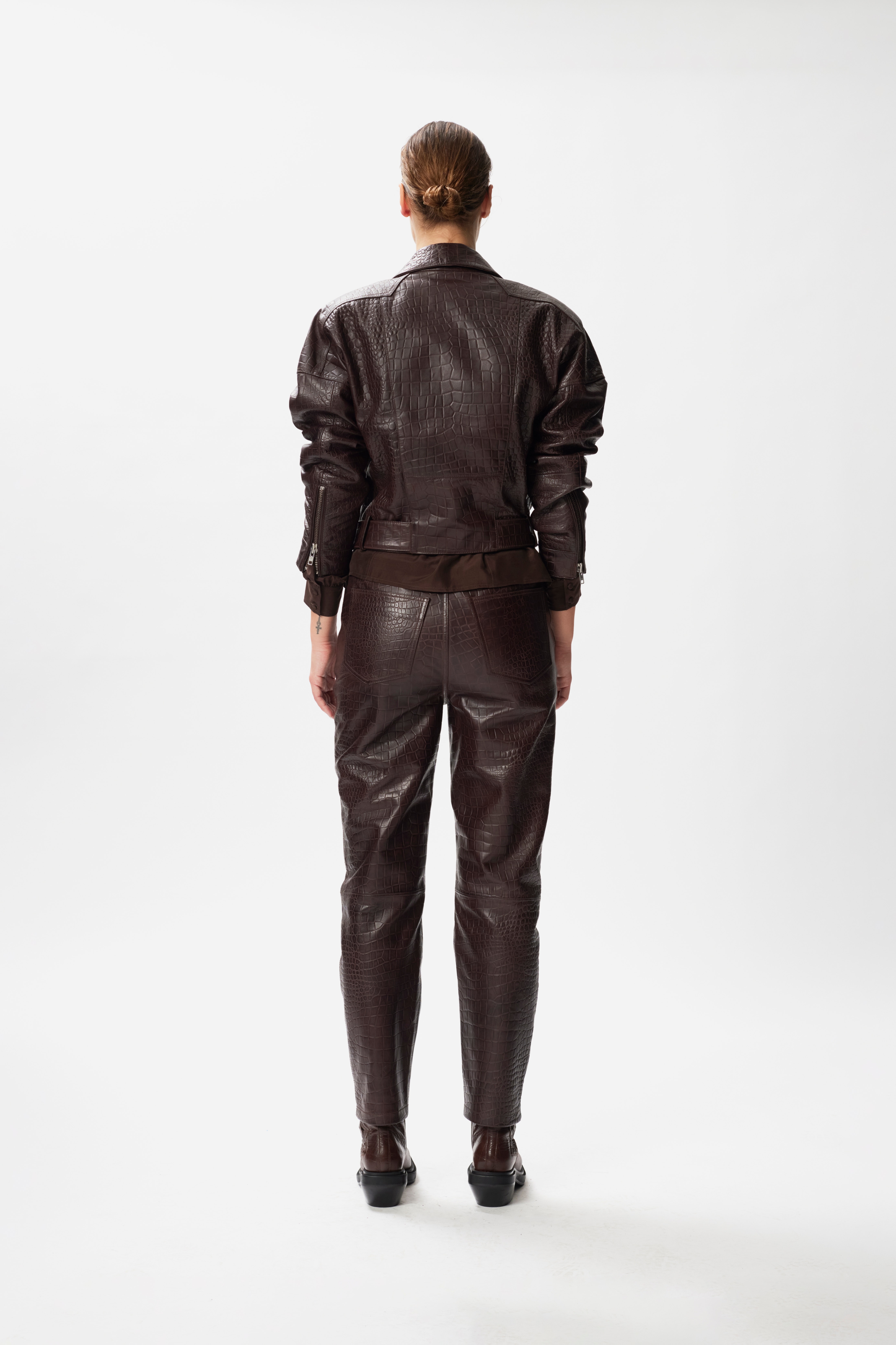 SallyGZ Leatger jacket LOOKBOOK BACK 10905489-101722