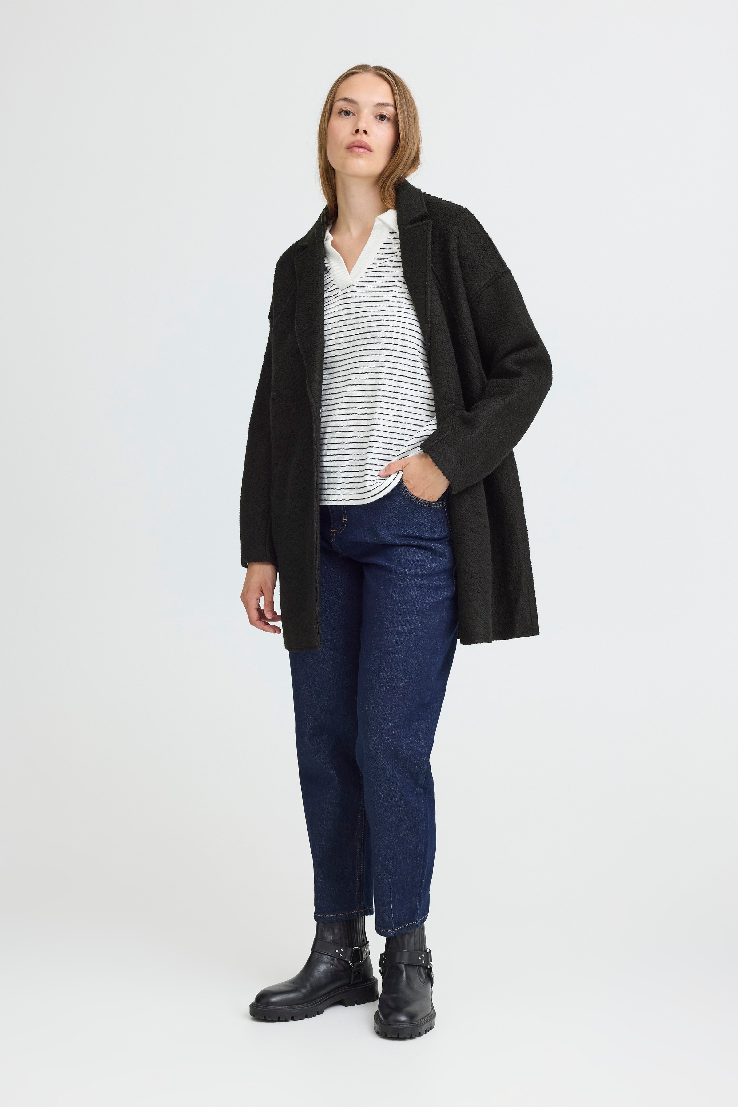 PZLULA Coat LOOKBOOK FRONT 50209165-193911