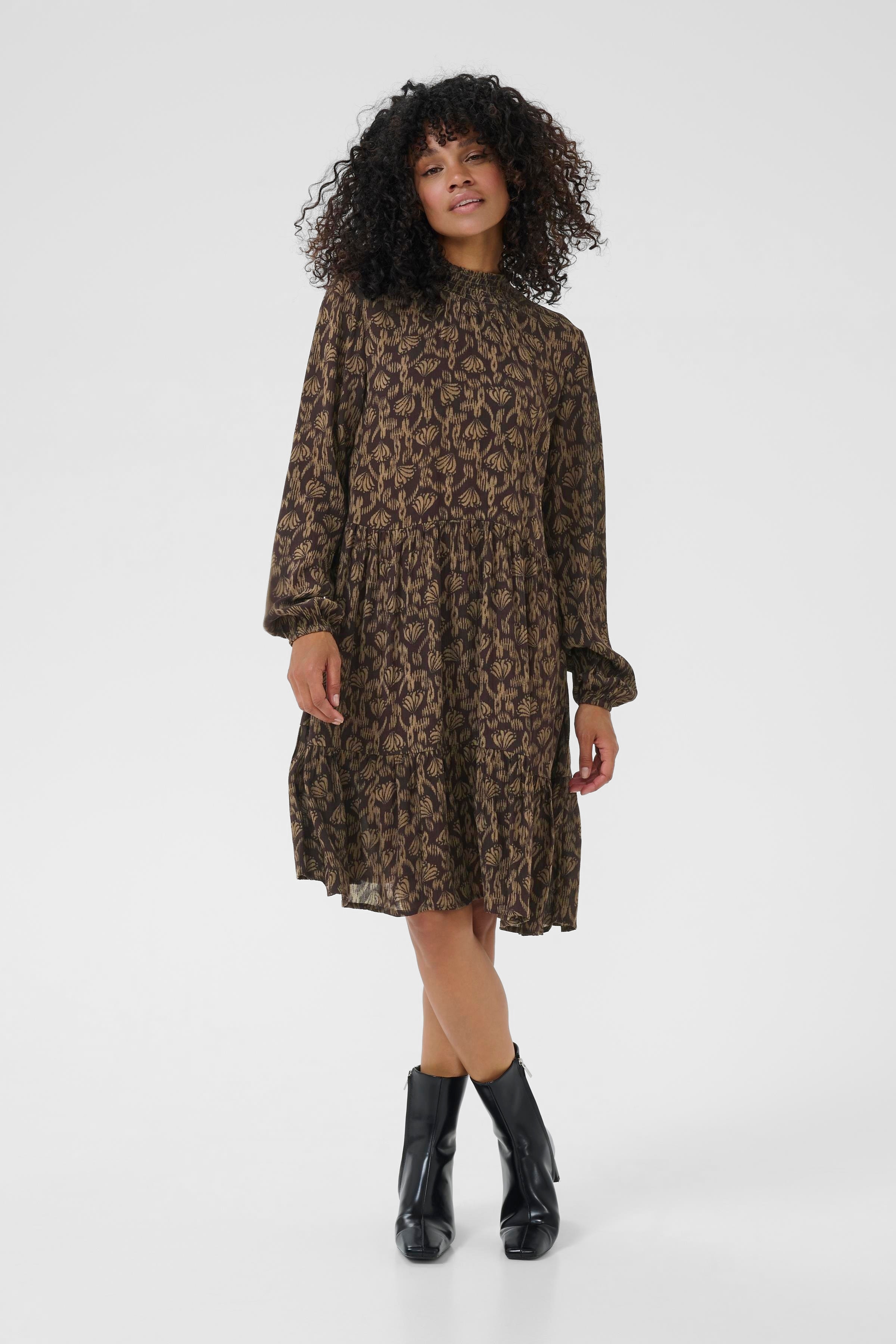 KArikka Kleid LOOKBOOK FRONT 10507039-108727