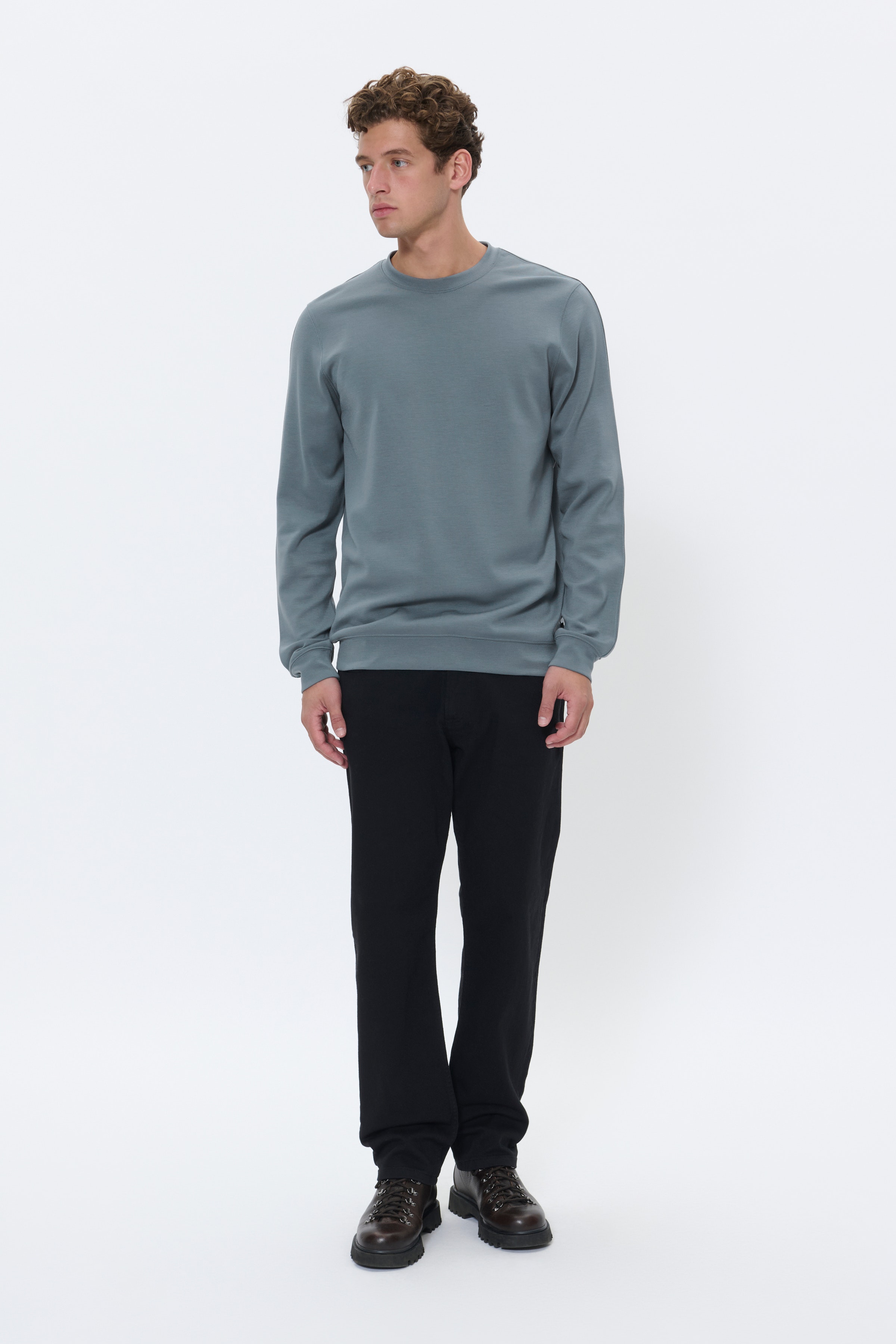 MAharry Pullover LOOKBOOK FRONT 30206535-184214