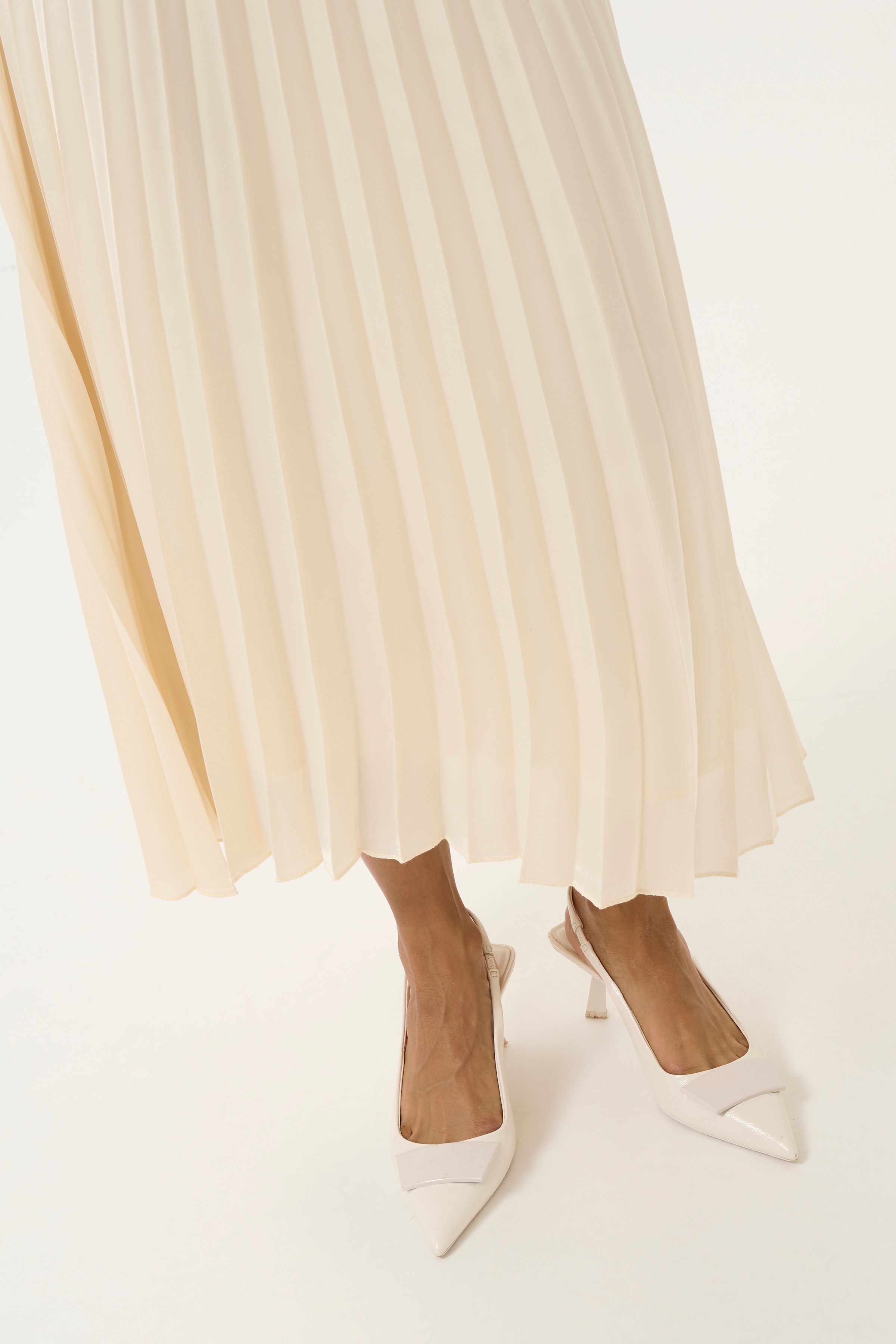 CUelda Skirt LOOKBOOK DETAIL 50111523-120304