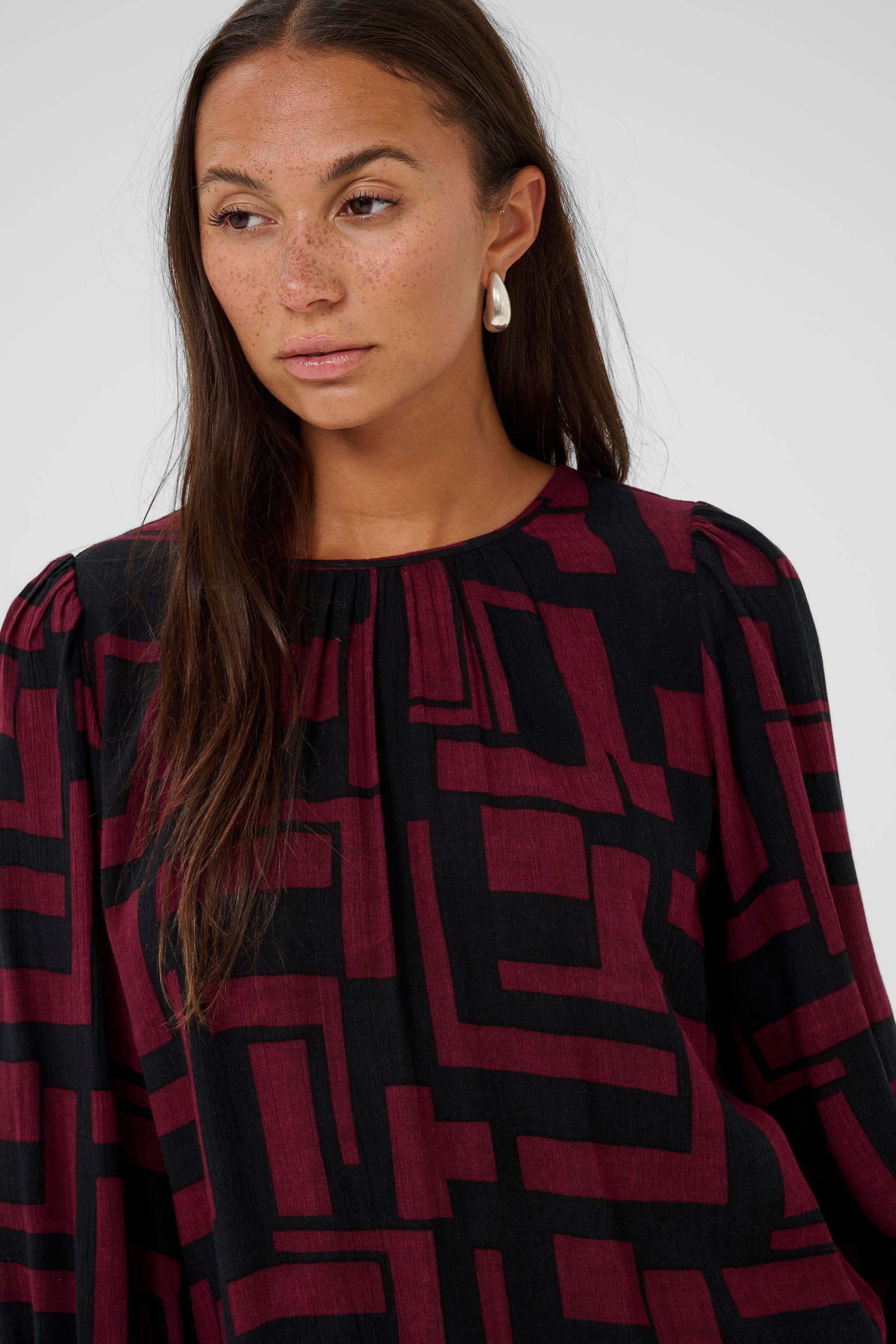 KAlorina Bluse LOOKBOOK DETAIL 10510737-108792