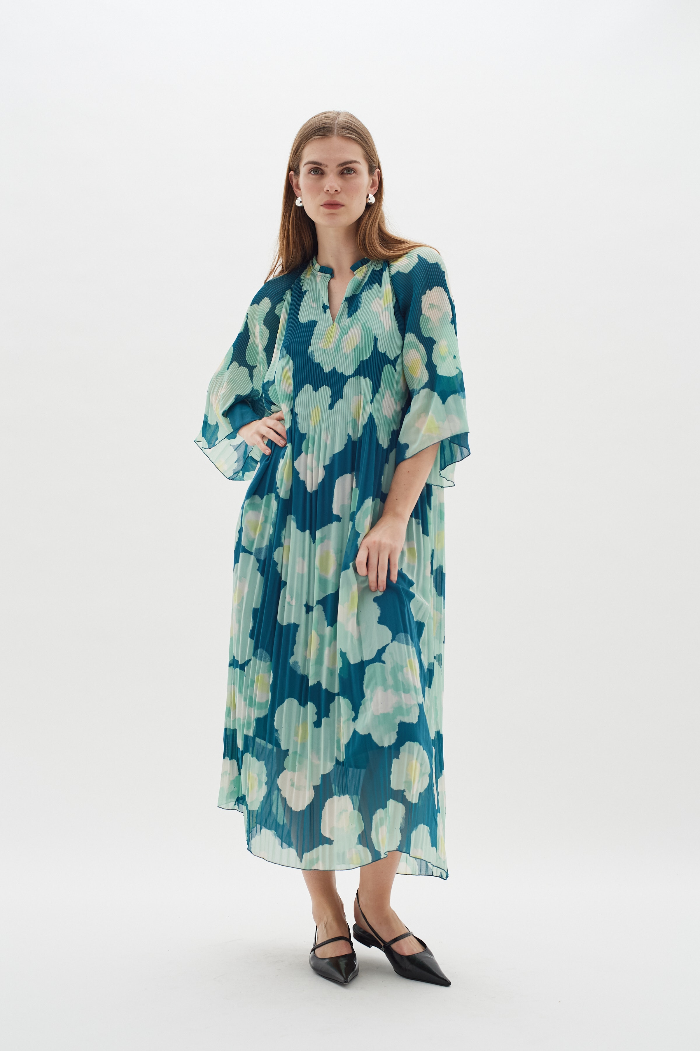 HendraIW Lang Kjole LOOKBOOK FRONT 30109400-302765