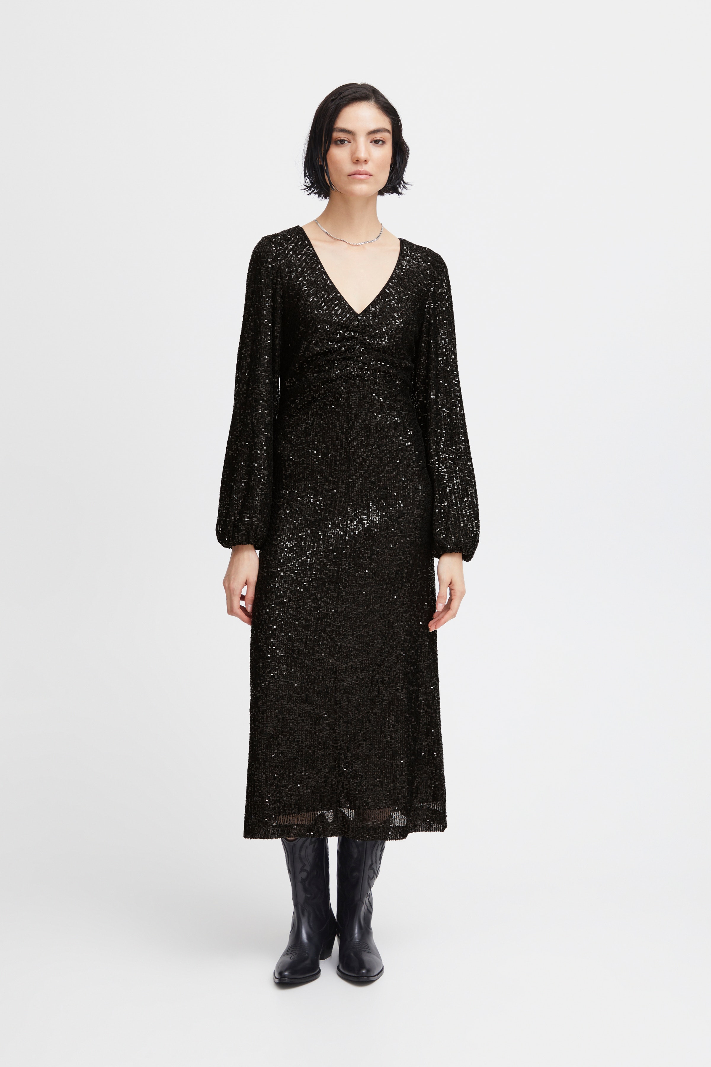 IHFAUCI Kjole LOOKBOOK FRONT 20120061-194008