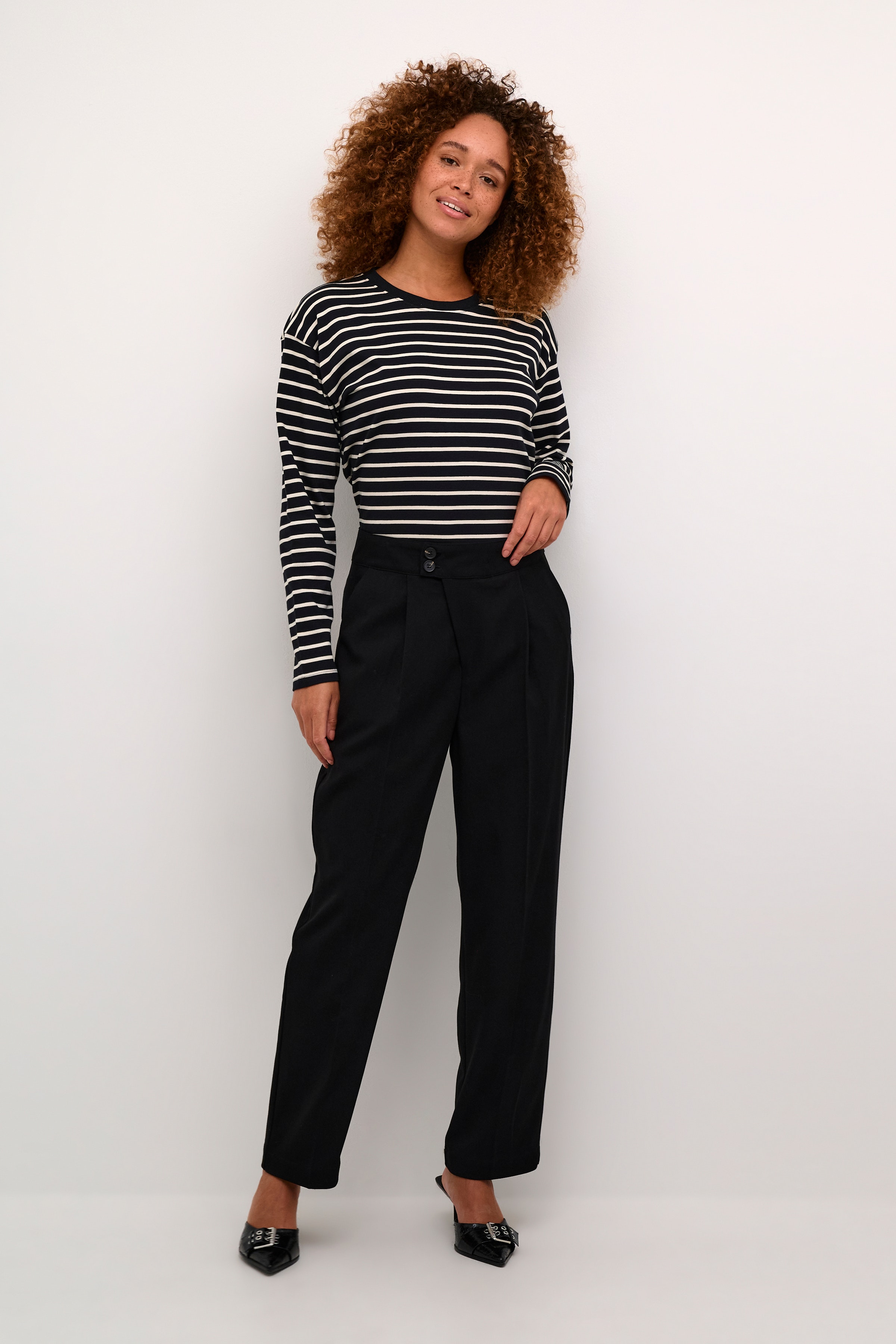 KAmerle Broek LOOKBOOK FRONT 10509194-100121