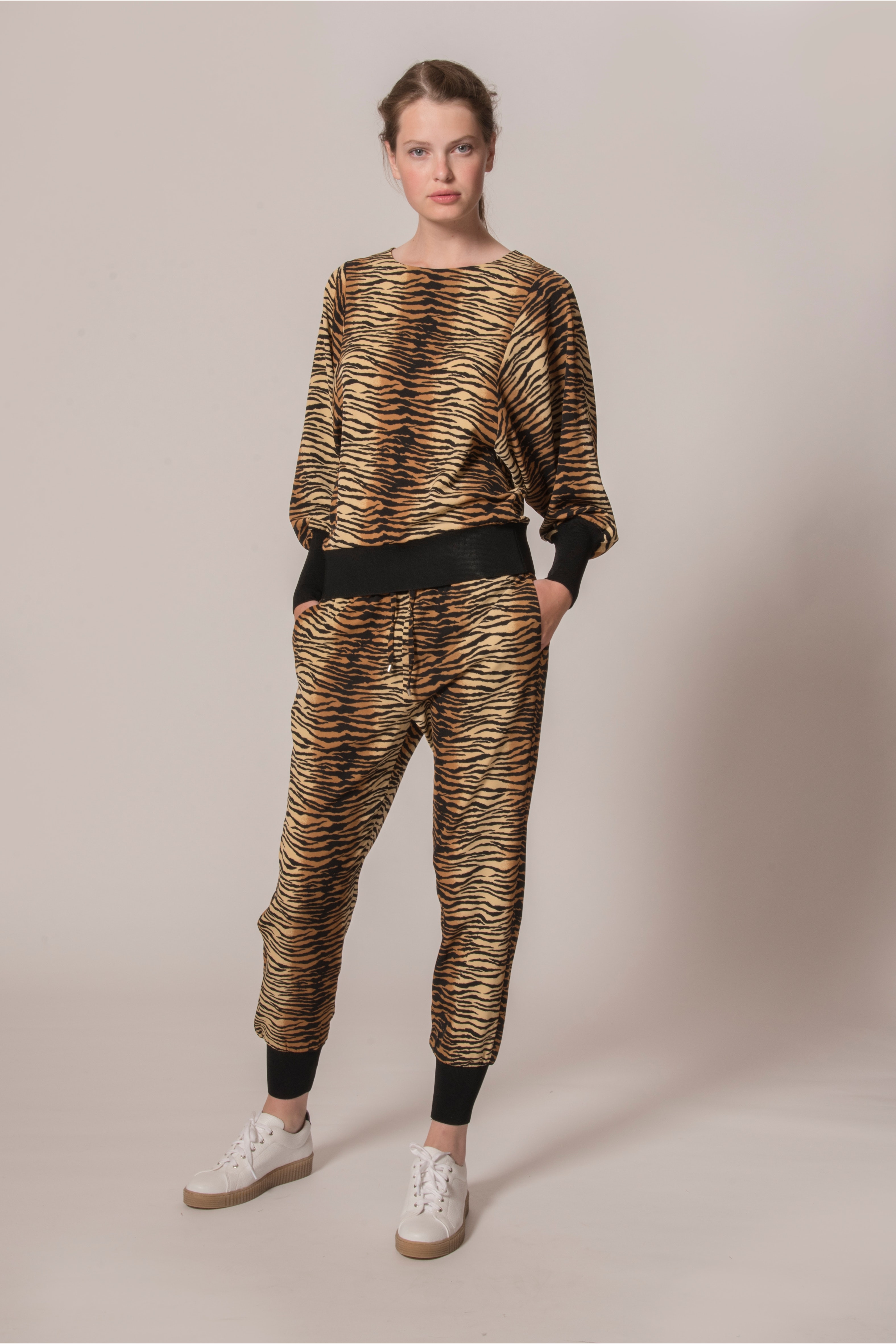 Casual pants LOOKBOOK FRONT 30104164-11476
