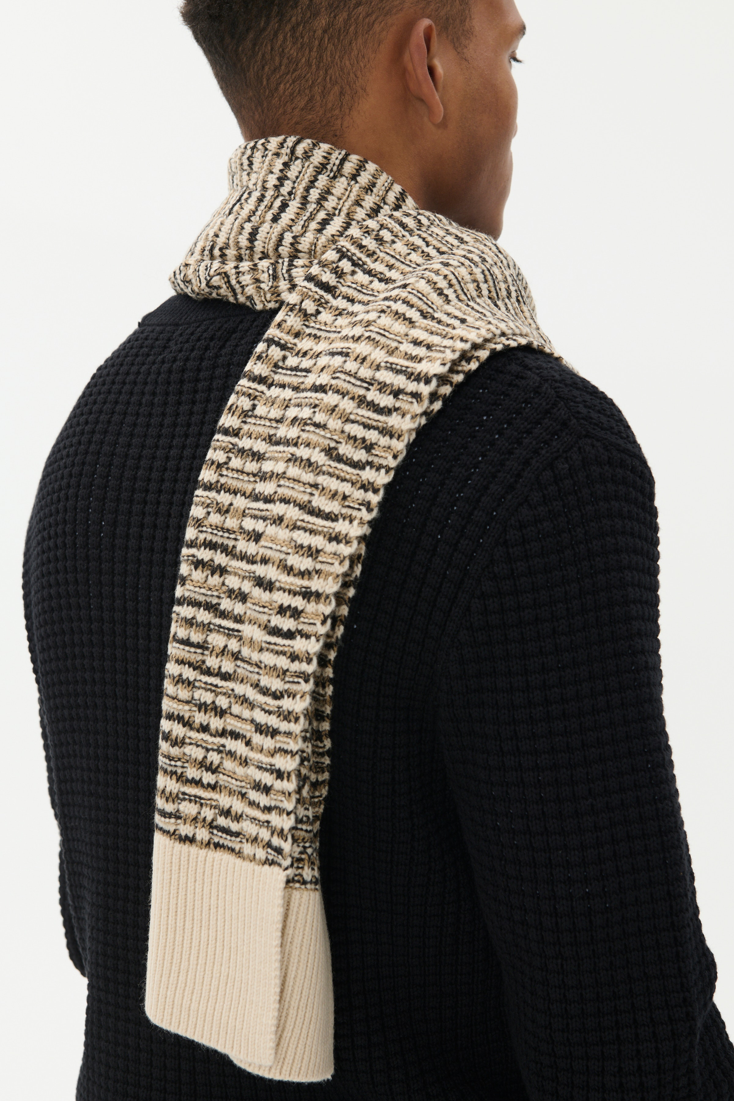 MAdramble Tuch LOOKBOOK DETAIL 30208608-171320