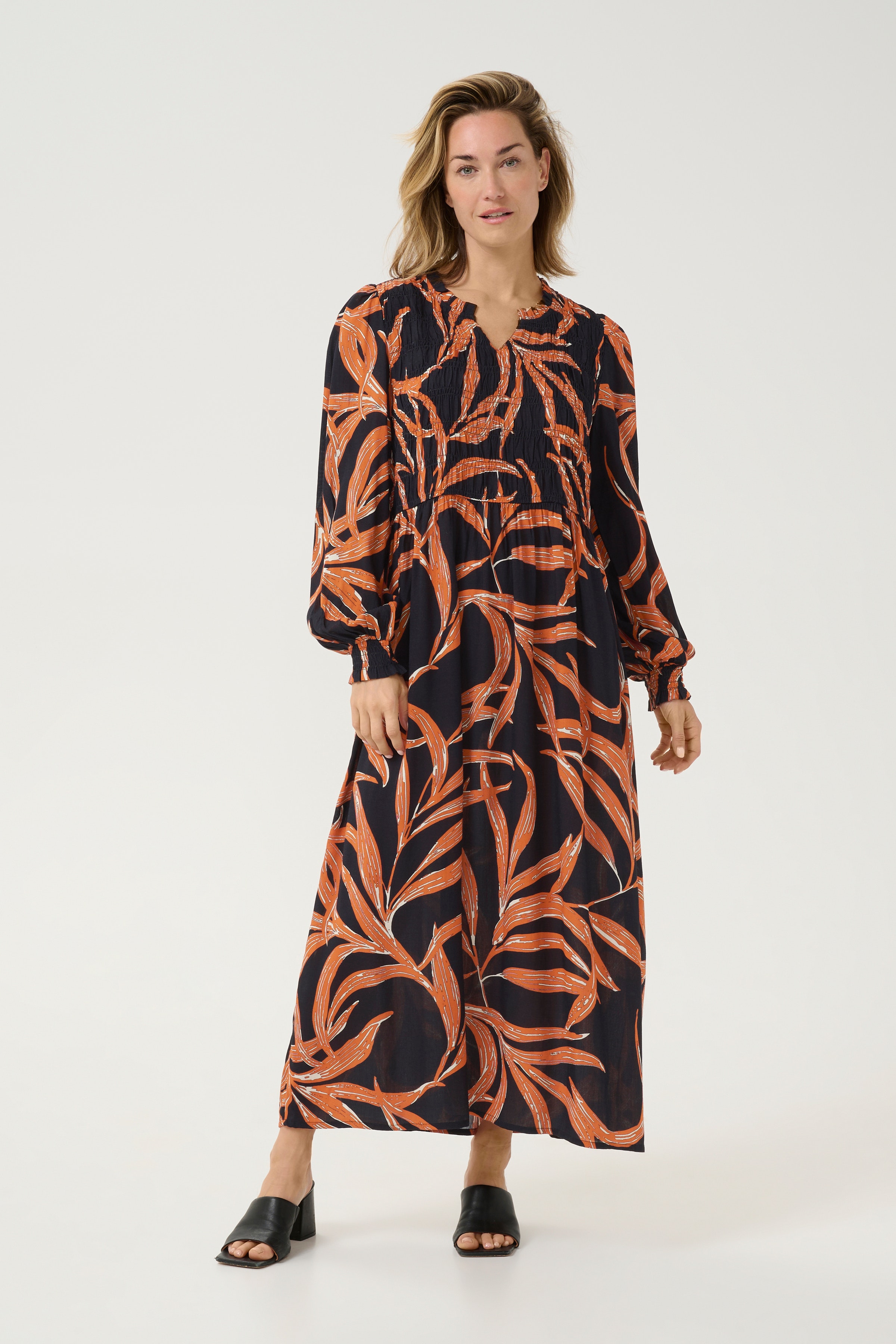 BPdebbie KlÃ¤nning LOOKBOOK FRONT 10590768-106750B