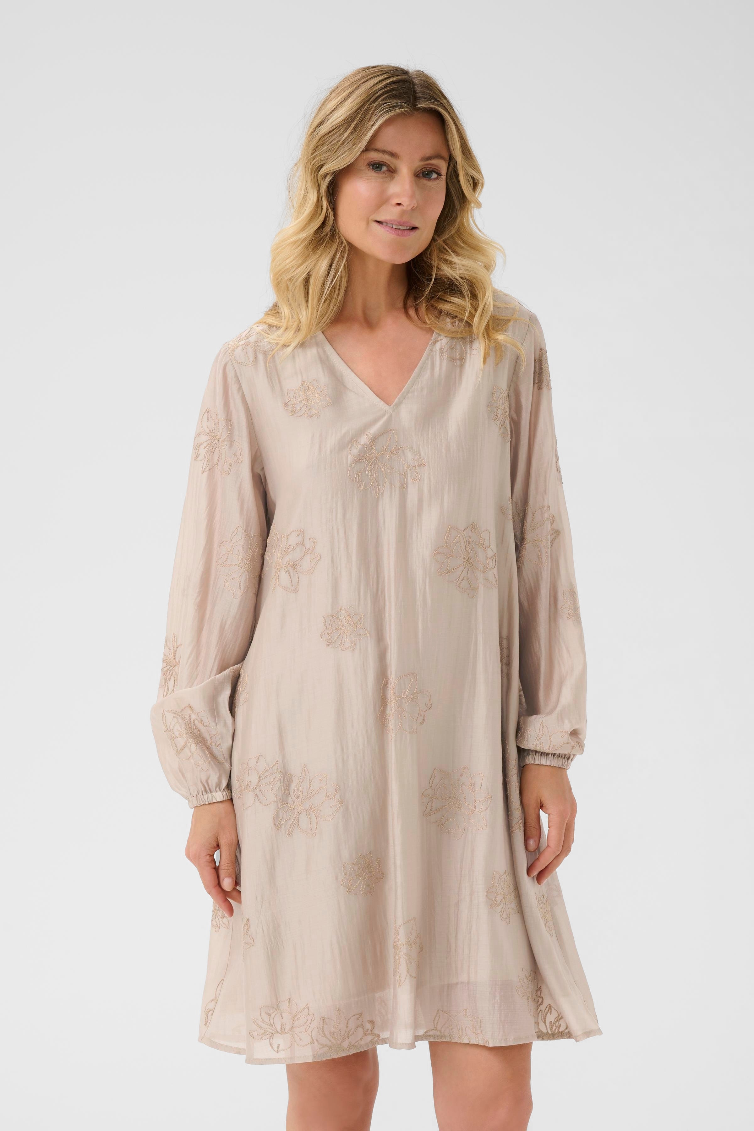 CRBine Klänning LOOKBOOK FRONT 10614186-161407