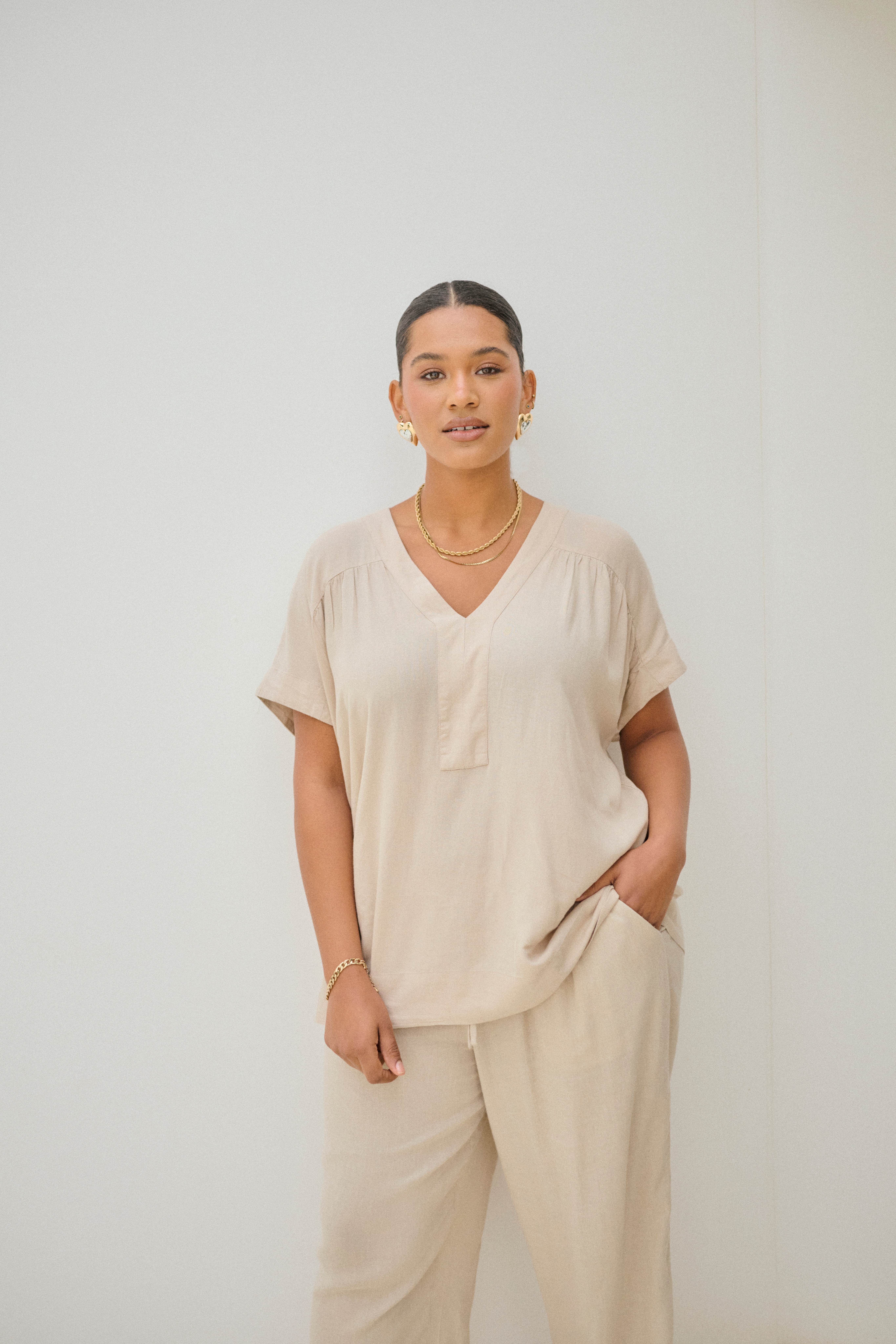 KCmille Linen Blouse LOCATION NONE 10583097-151305