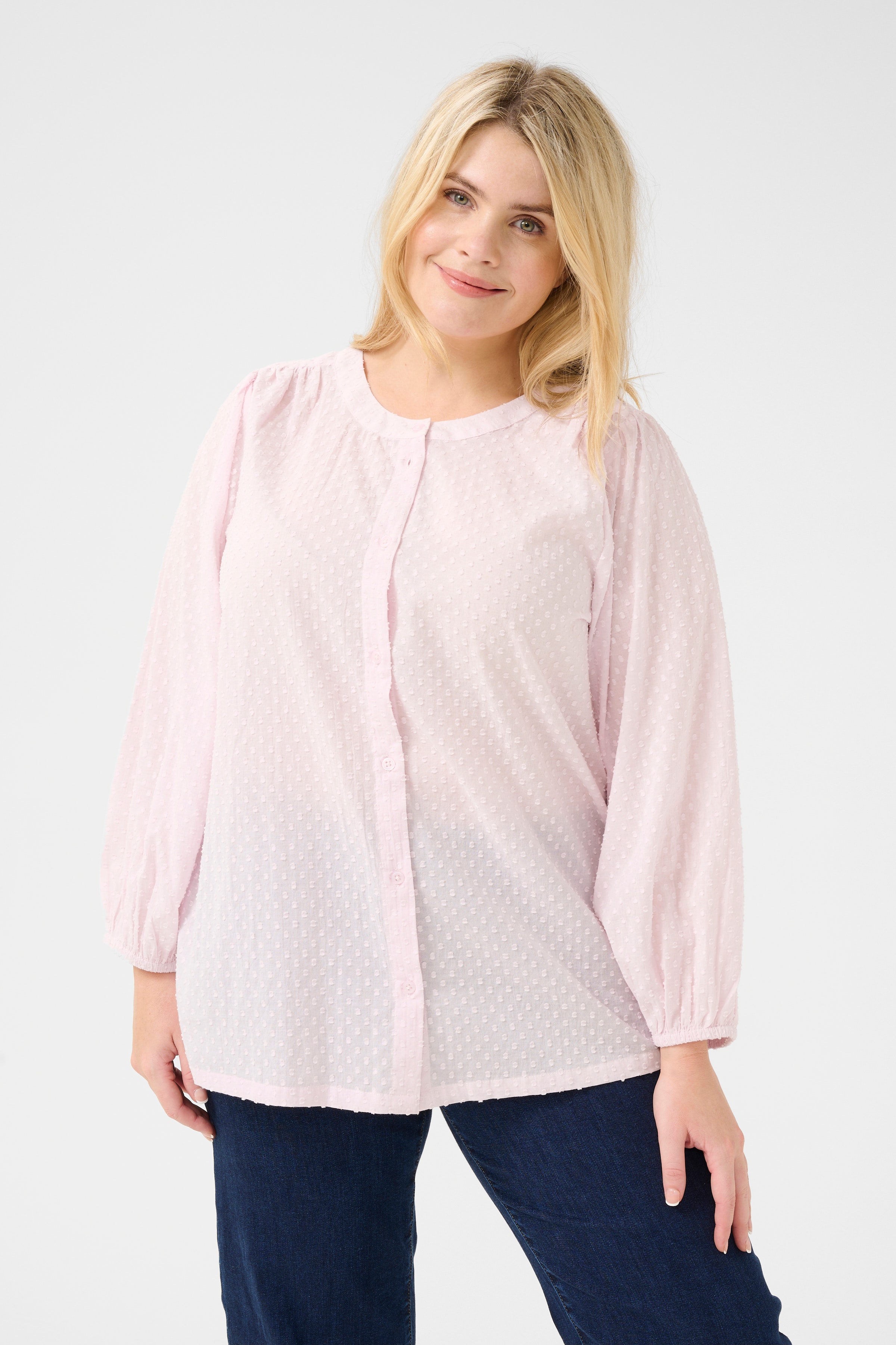 KCrory Bluse LOOKBOOK FRONT 10582891-133405