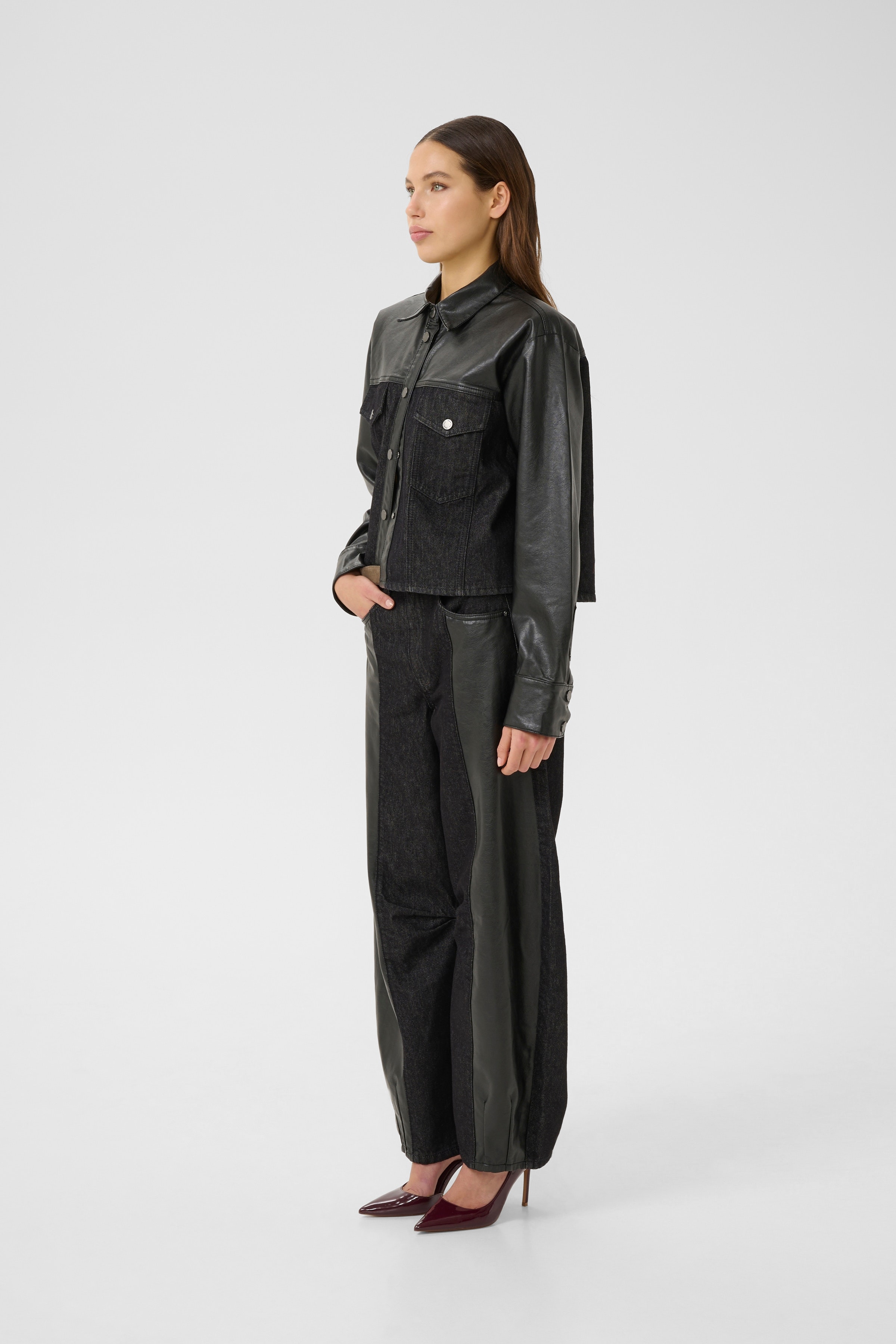 GZjunia Jeans LOOKBOOK FRONT 10910571-100017