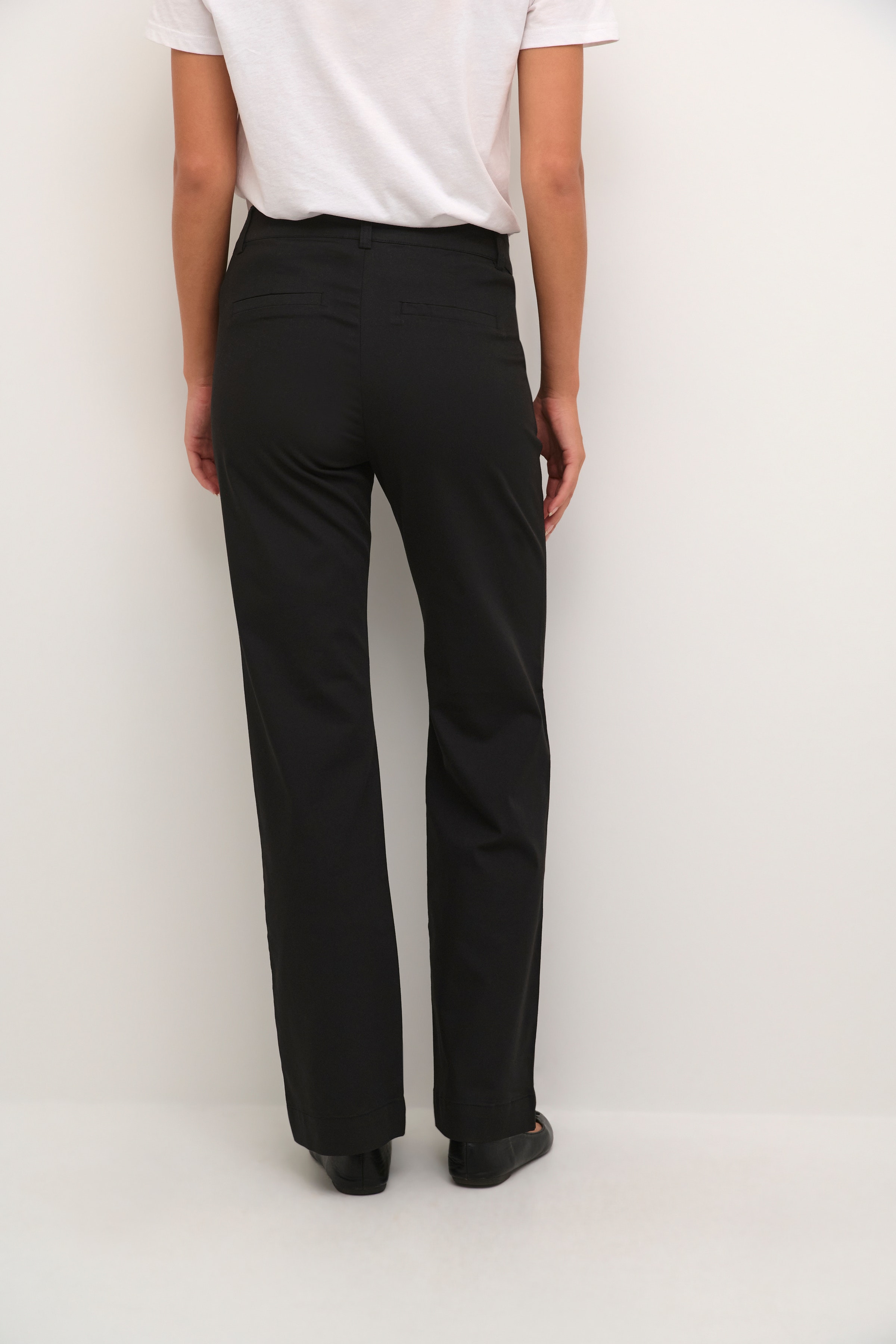 KAlea Trousers LOOKBOOK BACK 10508112-100121