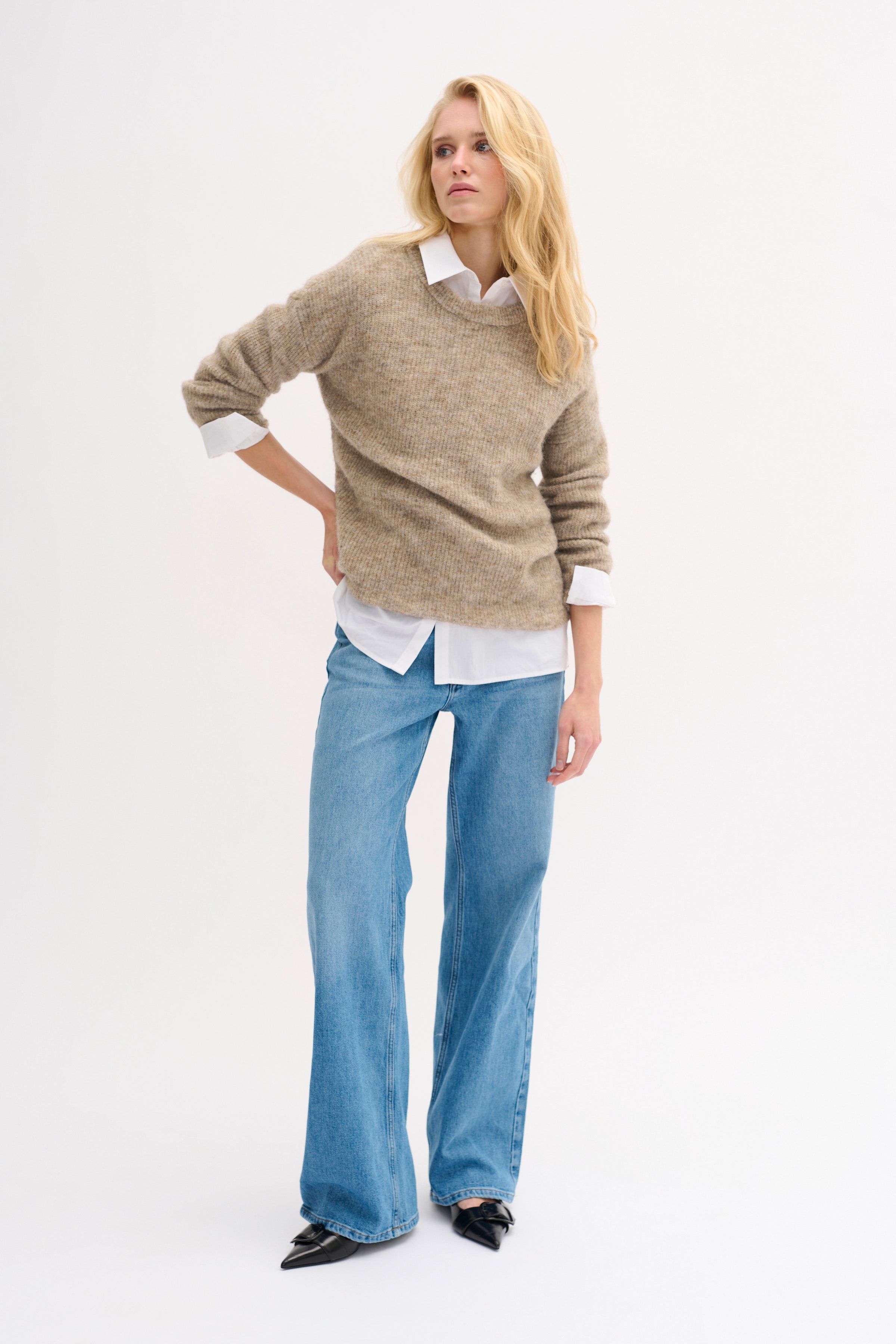 05 THE KNIT PULLOVER LOOKBOOK FRONT 10703603-1710091