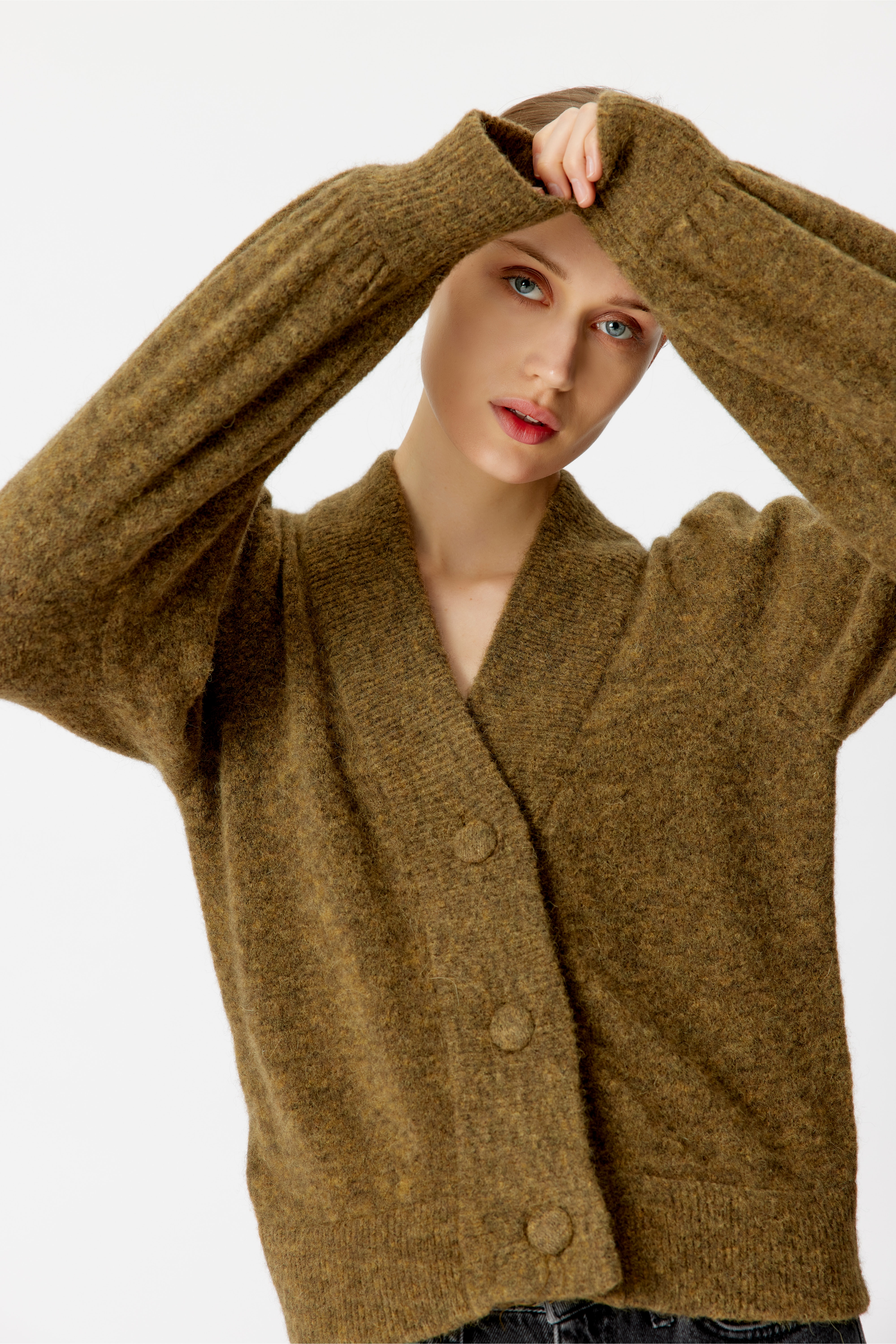 AlphaGZ Cardigan LOOKBOOK FRONT 10905412-1808201