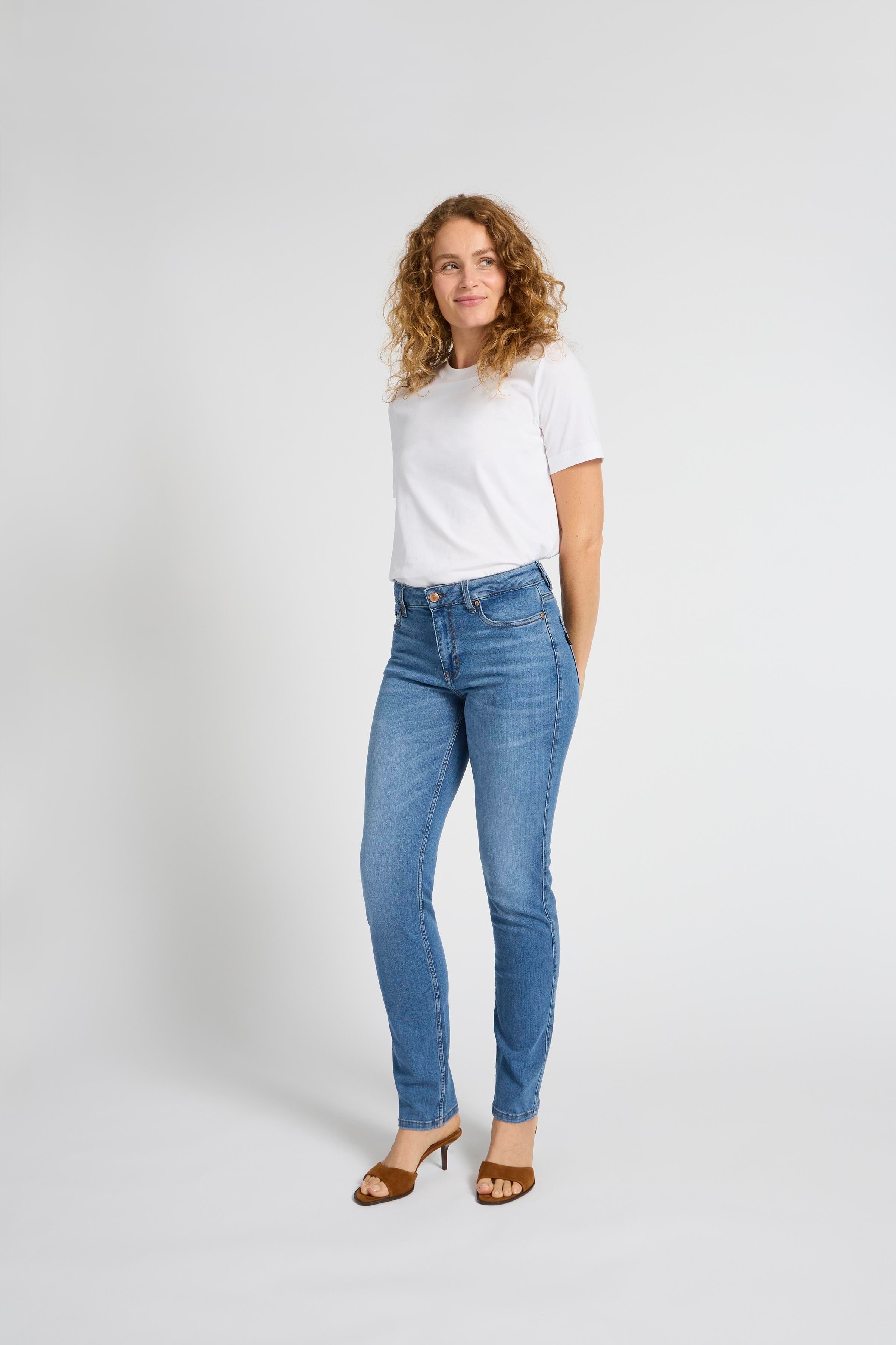 PZEMMA HW Jeans Medium Straight Leg LOCATION NONE 50206336-200005