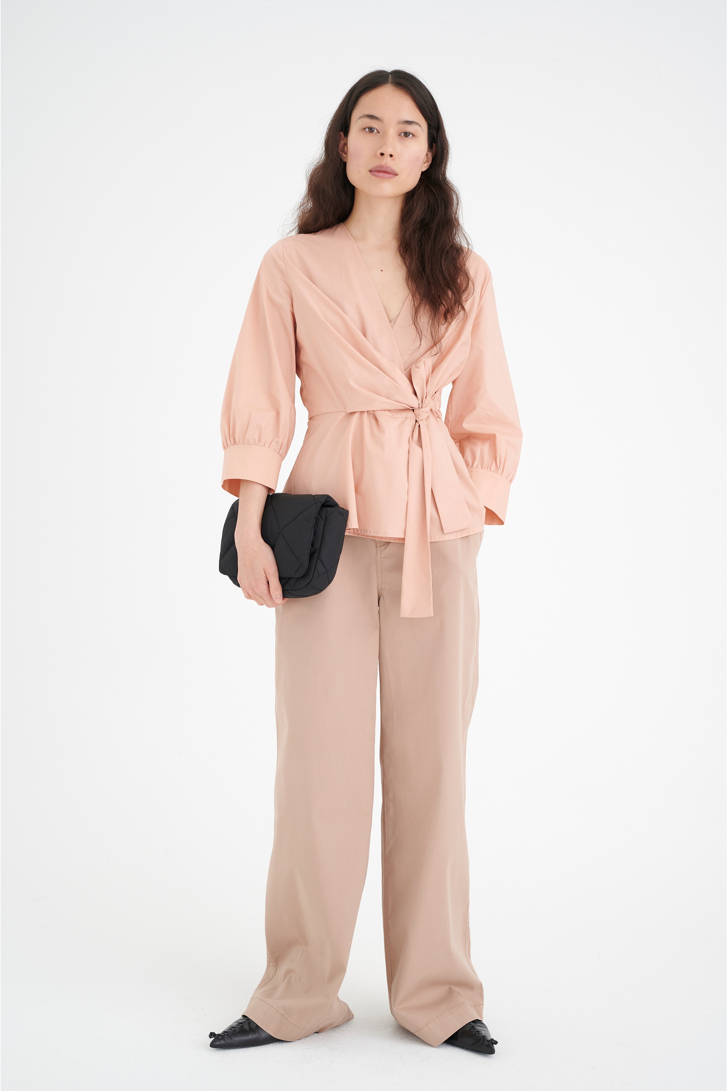 YohanneIW Blouse LOOKBOOK FRONT 30106427-161220