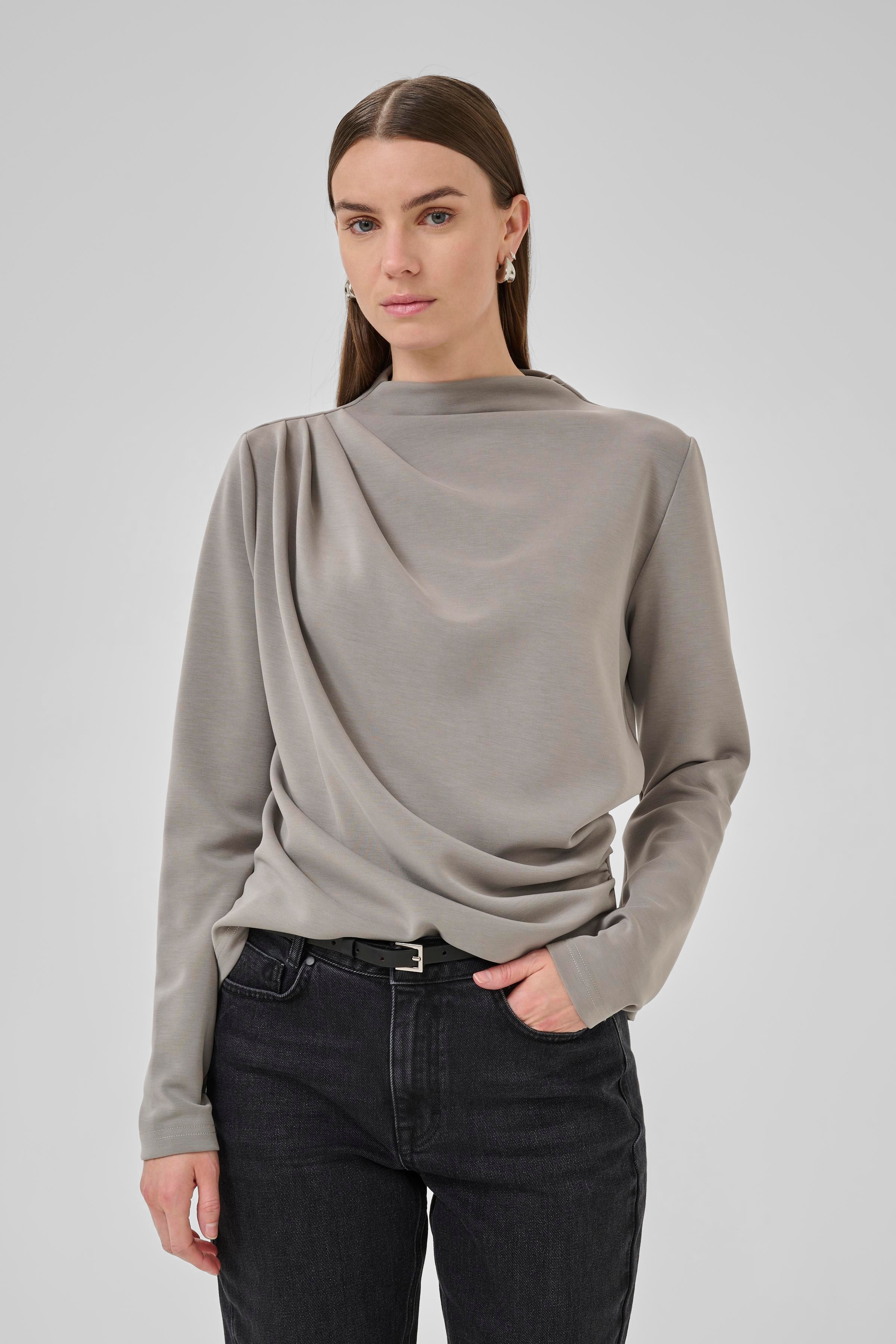 HelleMW Bluse LOOKBOOK FRONT 10704885-184105