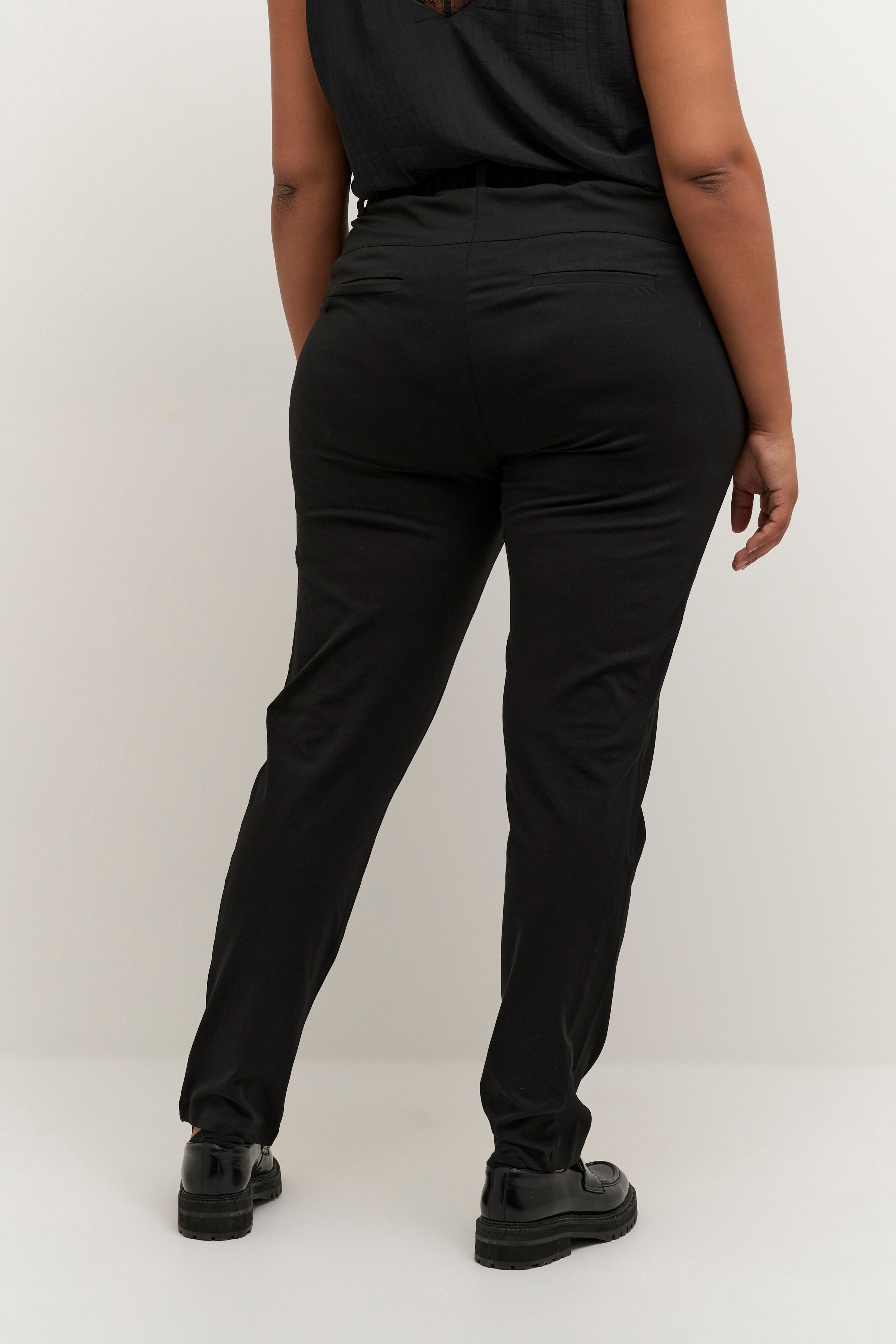 KCjia Trousers LOOKBOOK BACK 10580007-50600