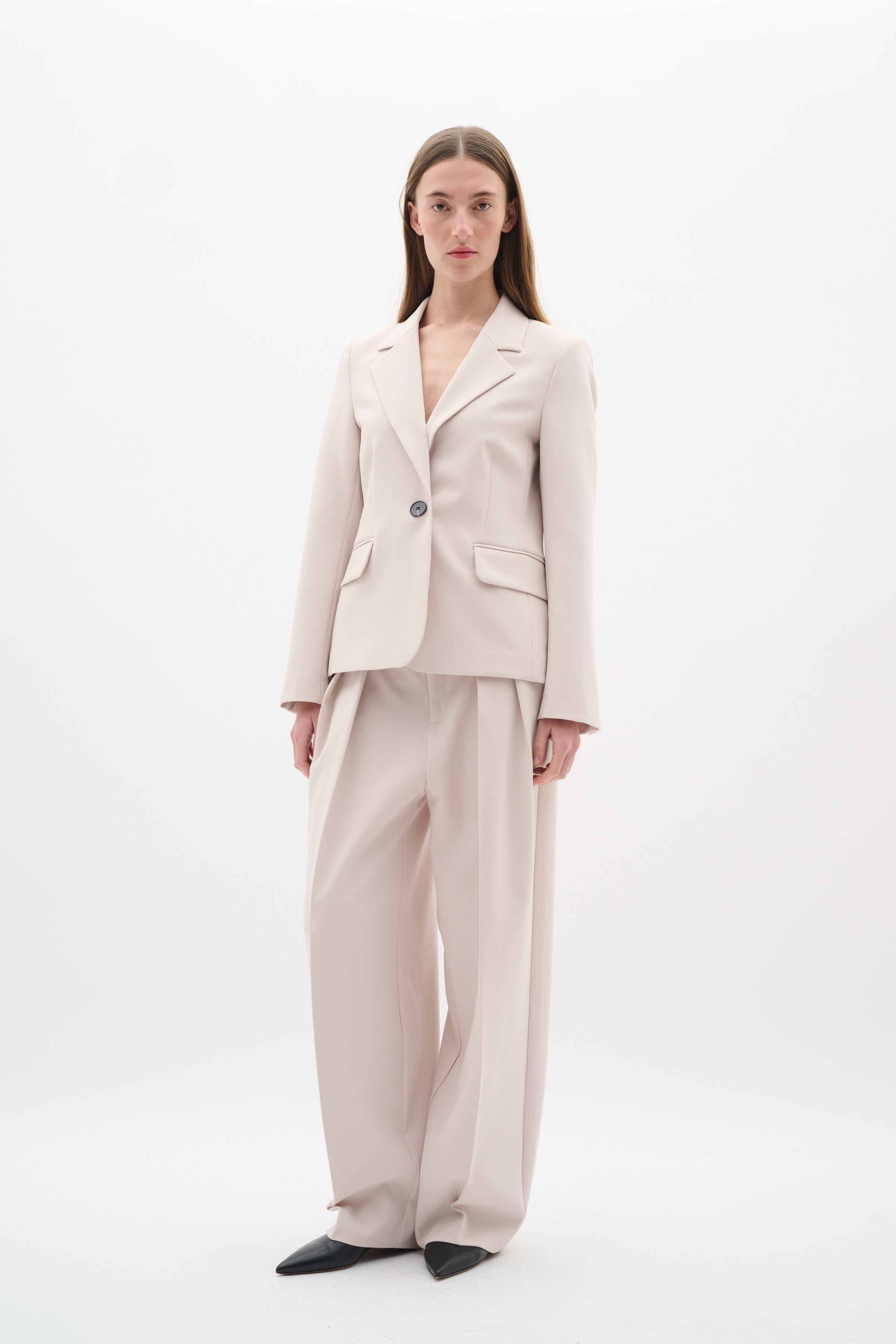 BryelleIW Hose LOOKBOOK FRONT 30110991-130403
