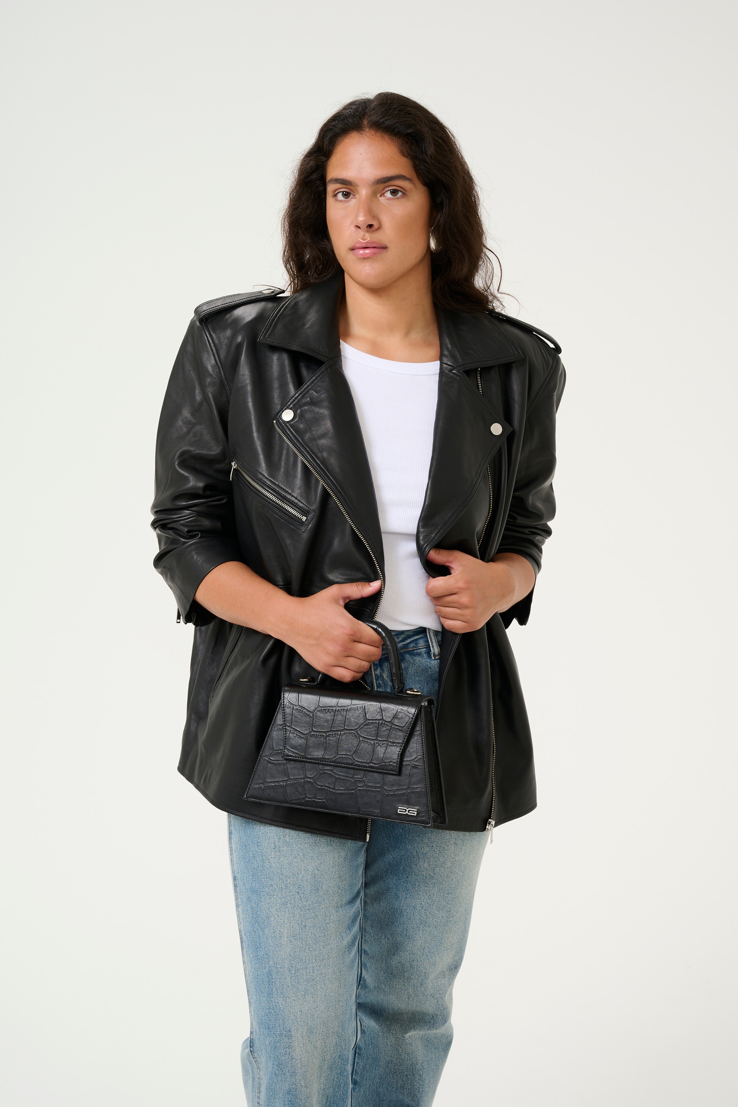 NaomiGZ Leather jacket LOOKBOOK FRONT 10909190-100017