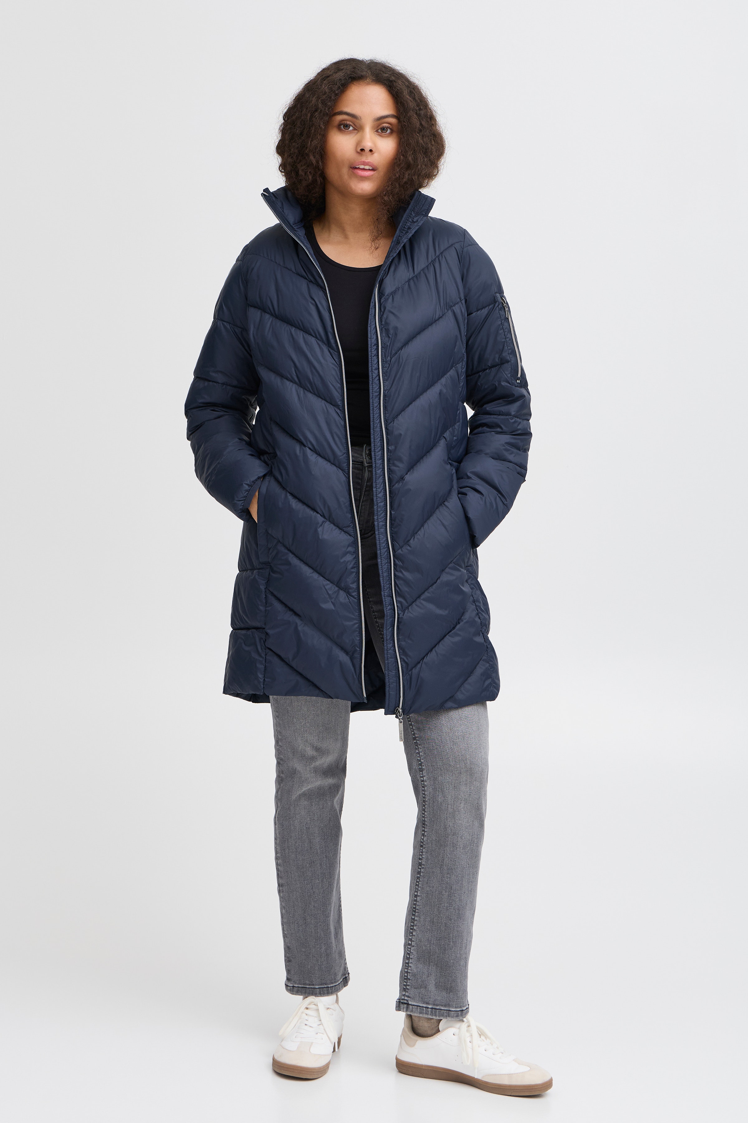  FRBAPADDING Jacke LOOKBOOK FRONT 20615217-193923