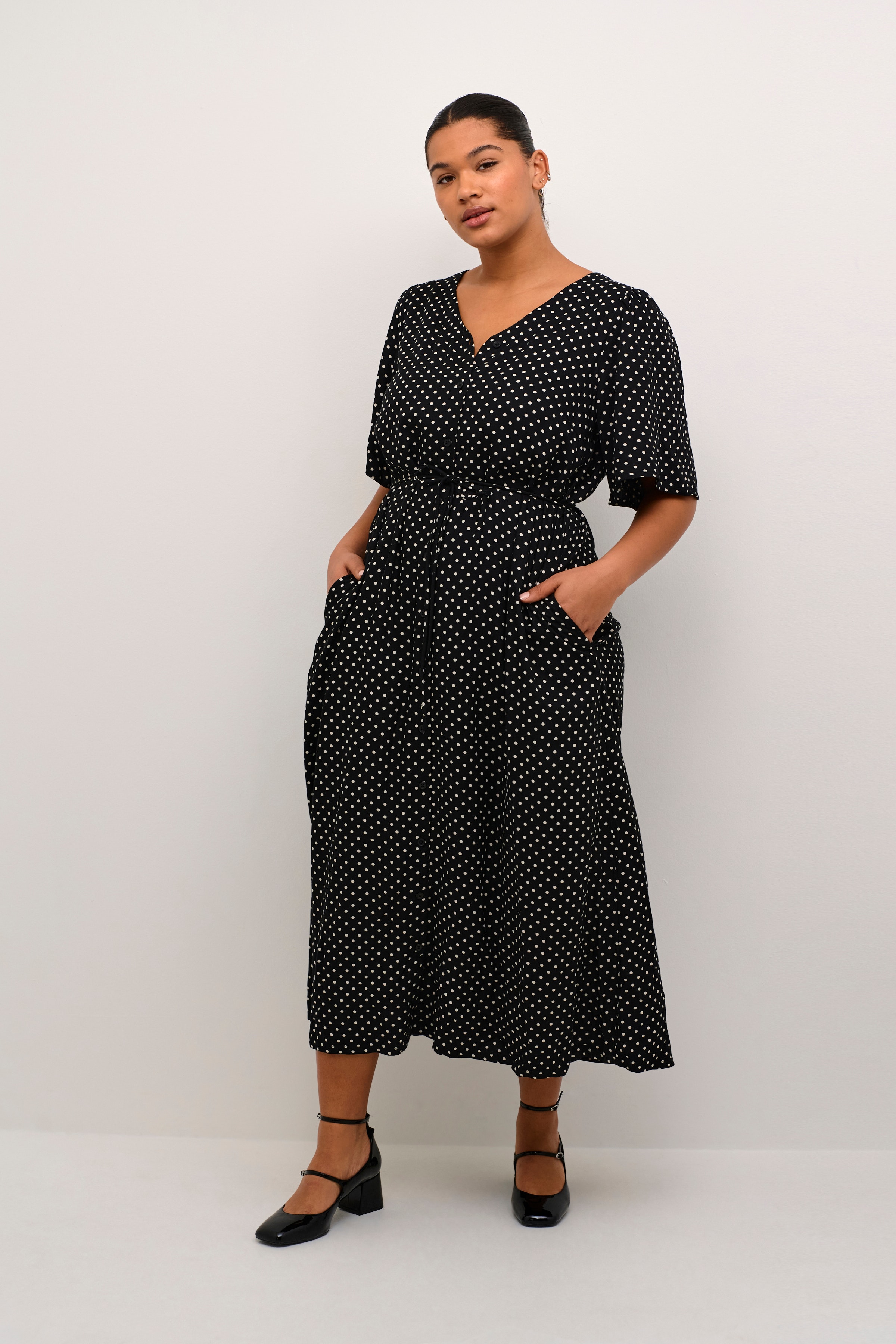 KCthori Robe LOOKBOOK FRONT 10582500-106269