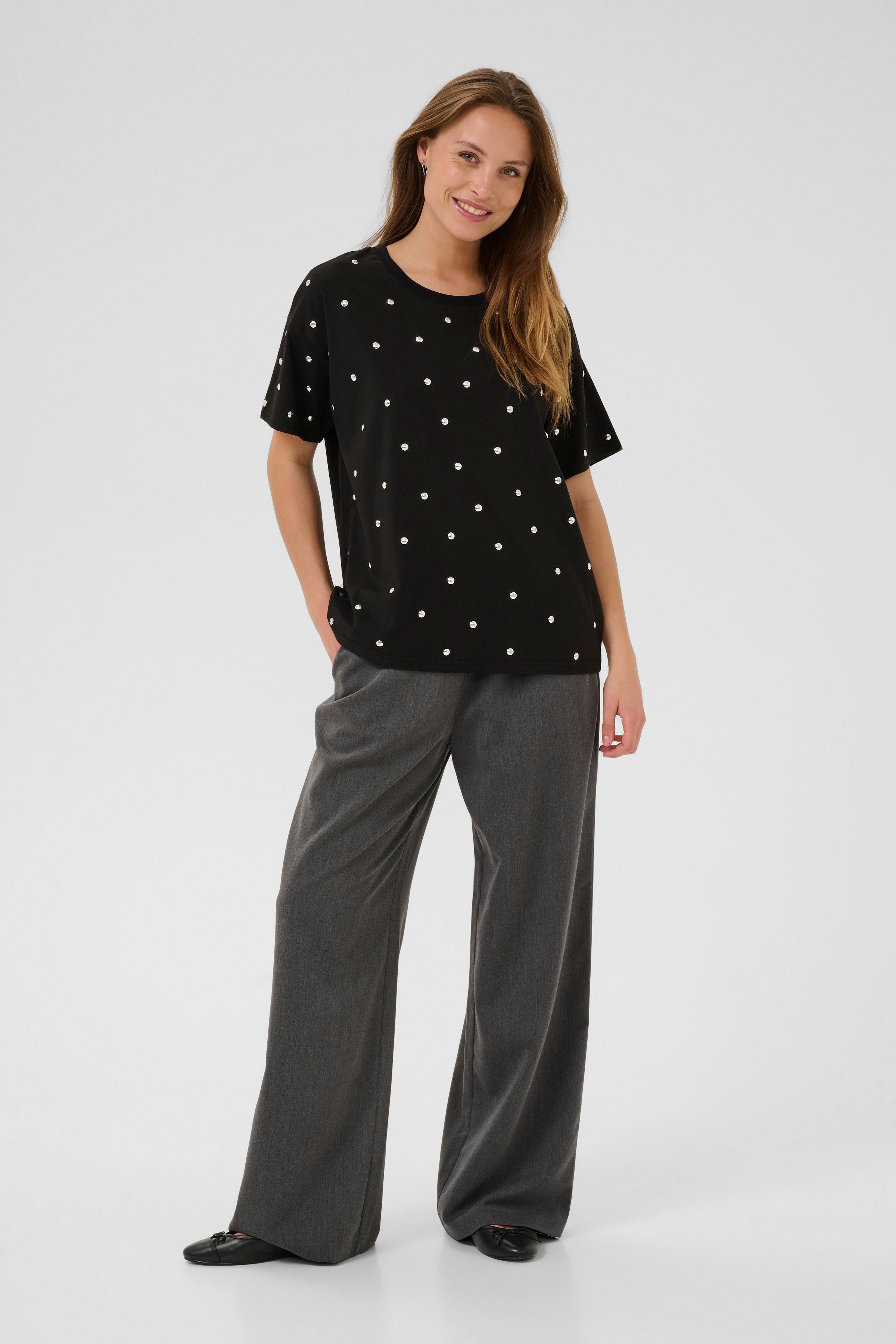 KAhelen T-shirt LOOKBOOK FRONT 10510661-100121