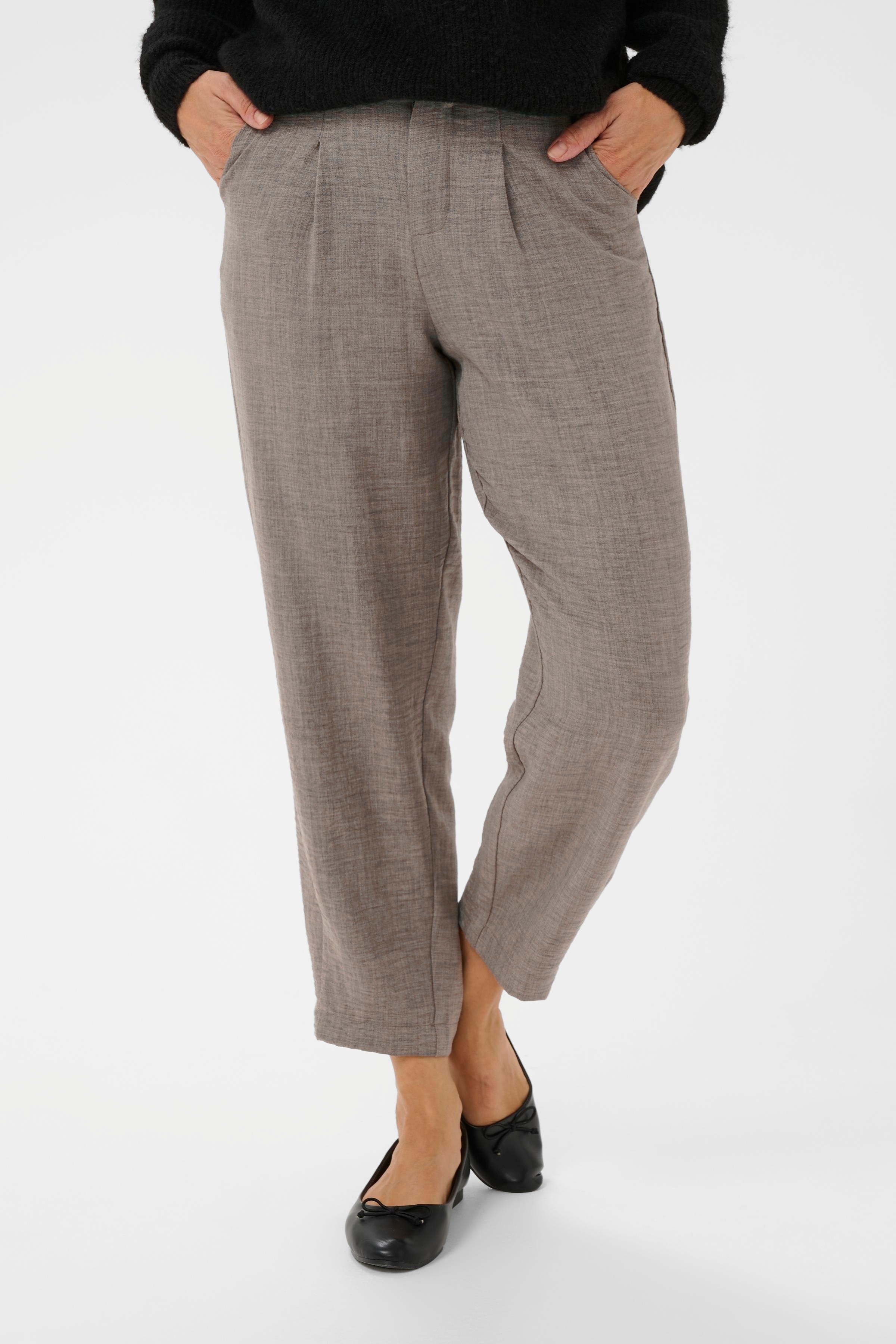 BPoda Hose LOOKBOOK FRONT 40200036-1813041