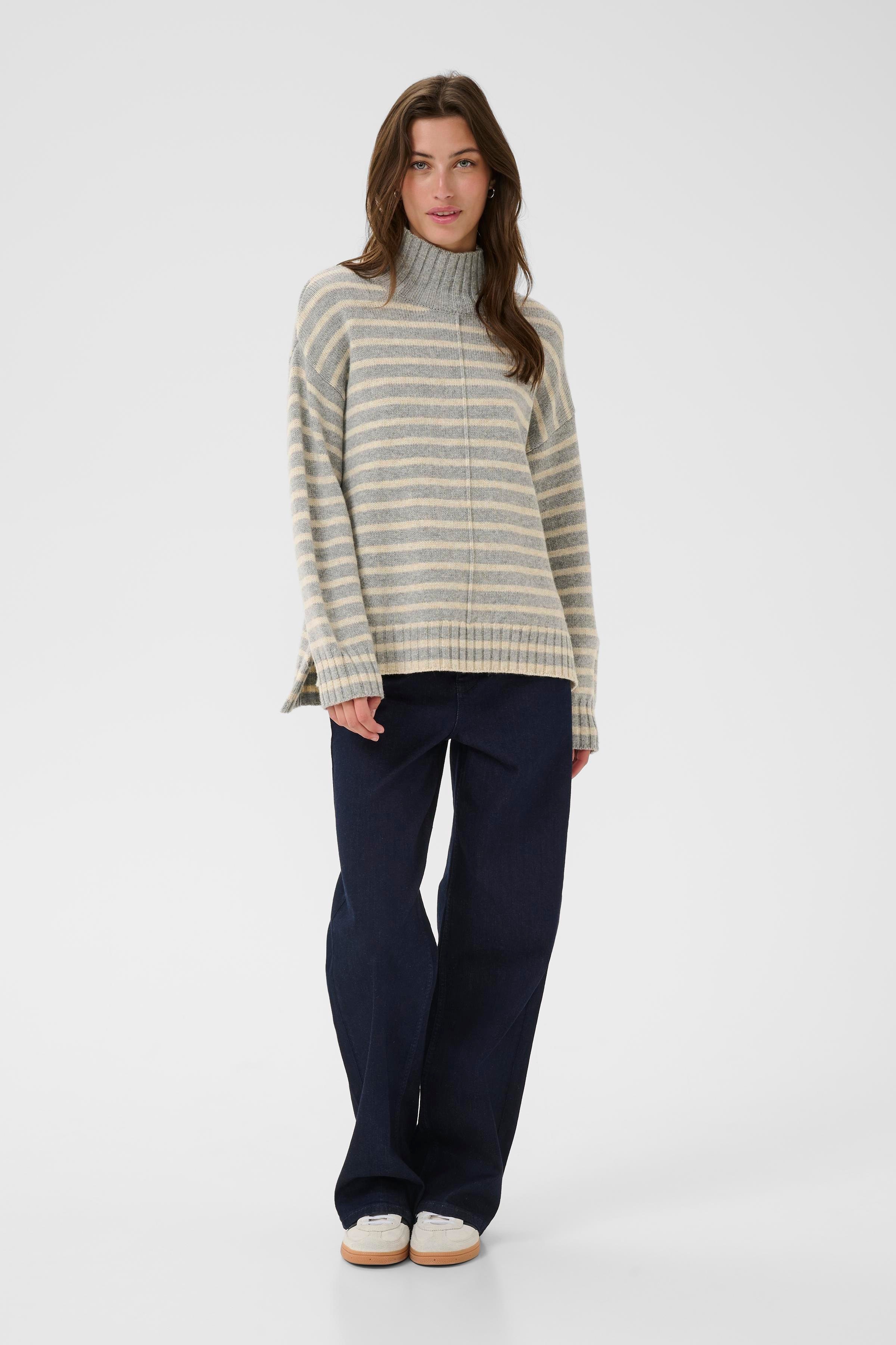 LilyePW Pullover LOOKBOOK FRONT 30310116-304251