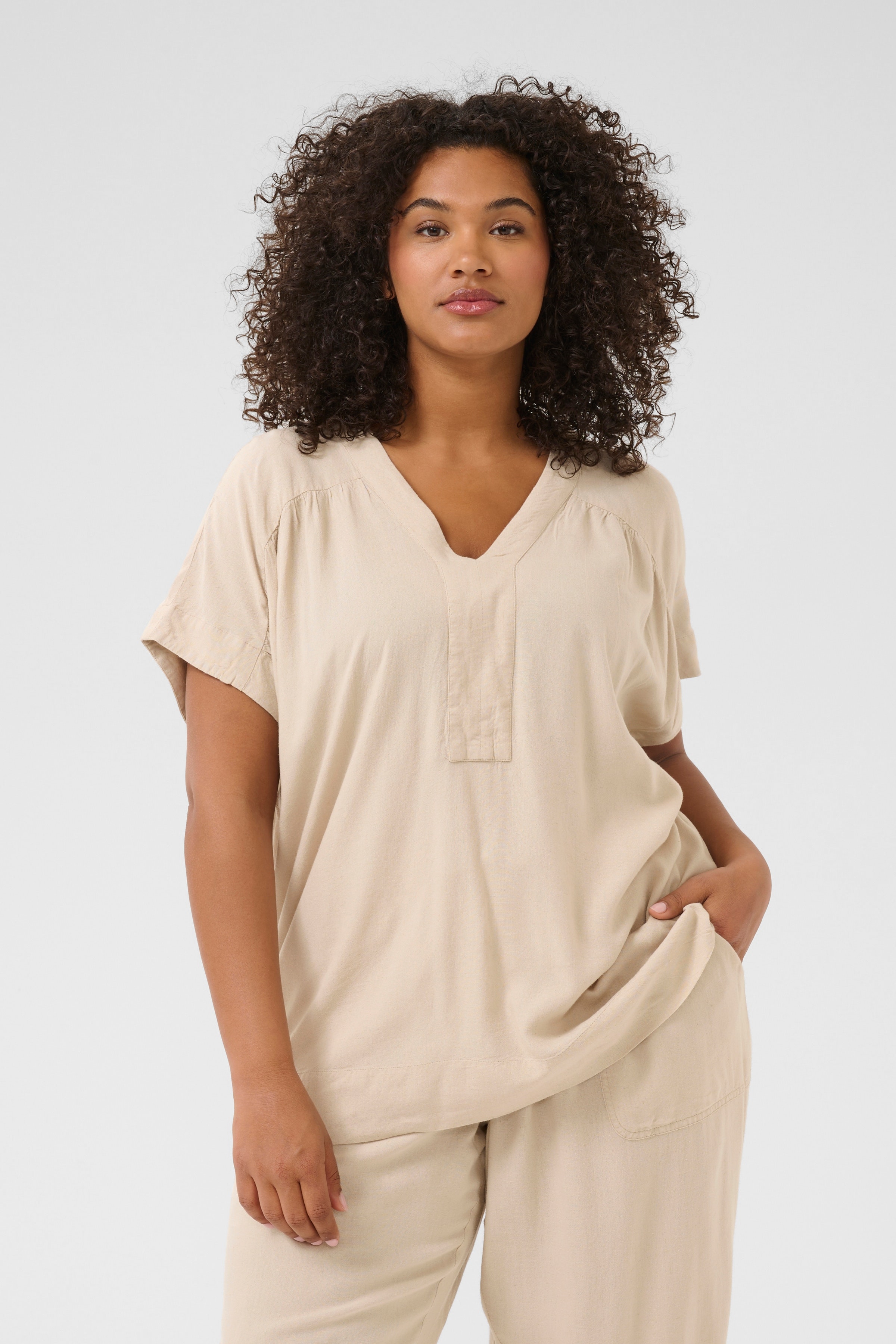 KCmille Leinen Bluse LOOKBOOK FRONT 10583097-151305