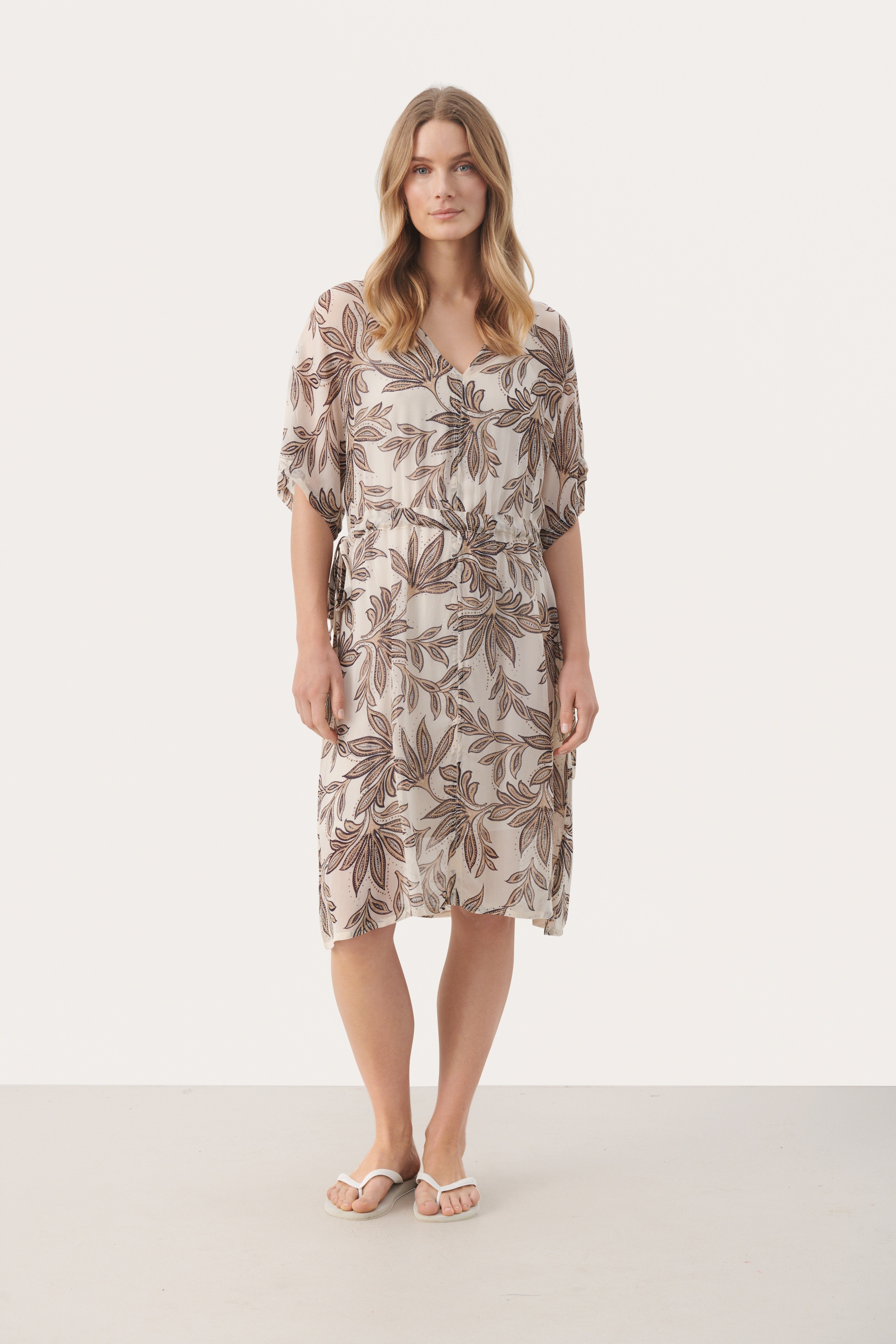 GuldinePW Kort klänning LOOKBOOK FRONT 30308748-302955